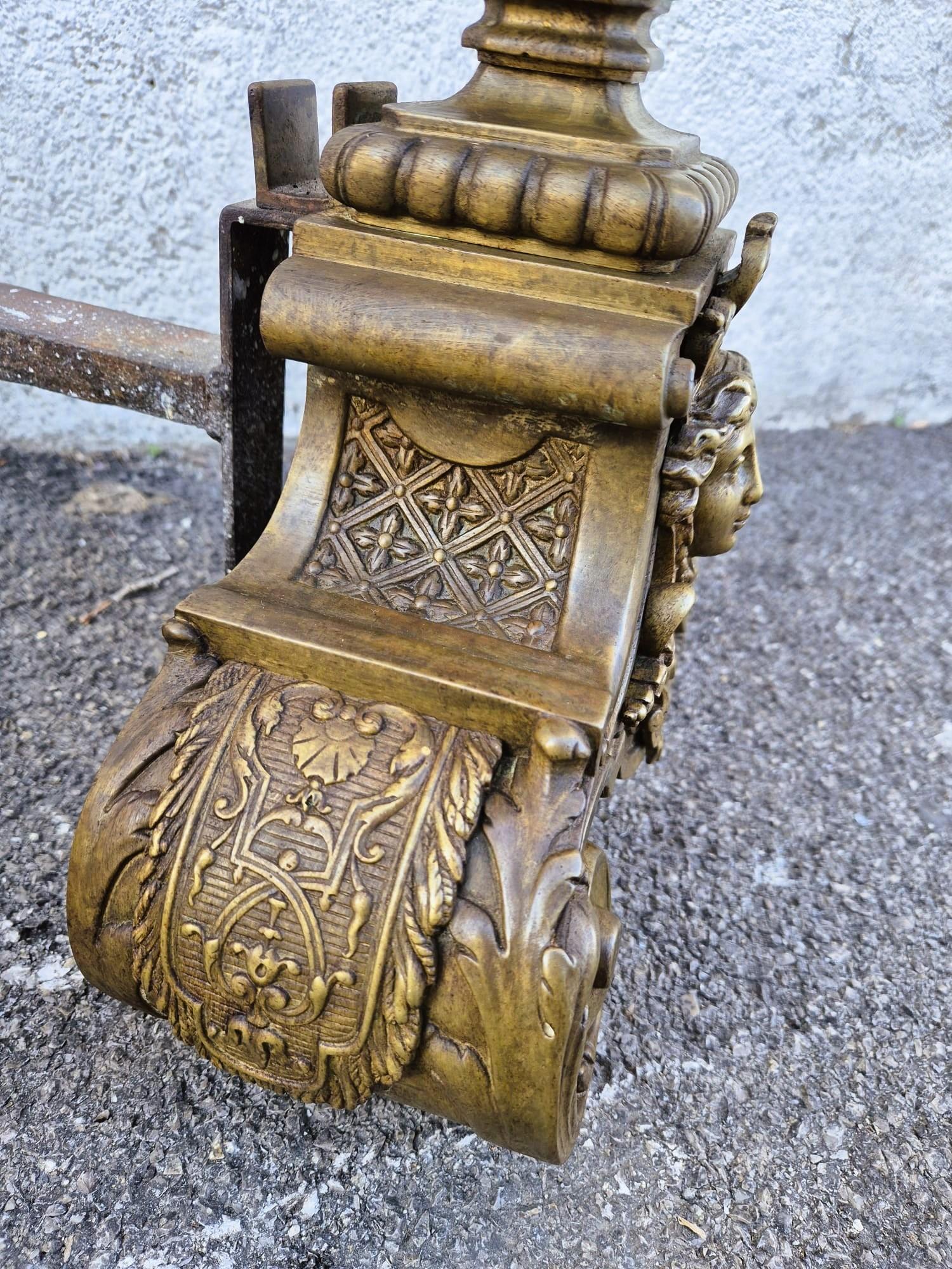 Coppia di androni in bronzo e ferro in stile Luigi XIV, XIX secolo In condizioni buone in vendita a MARSEILLE, FR