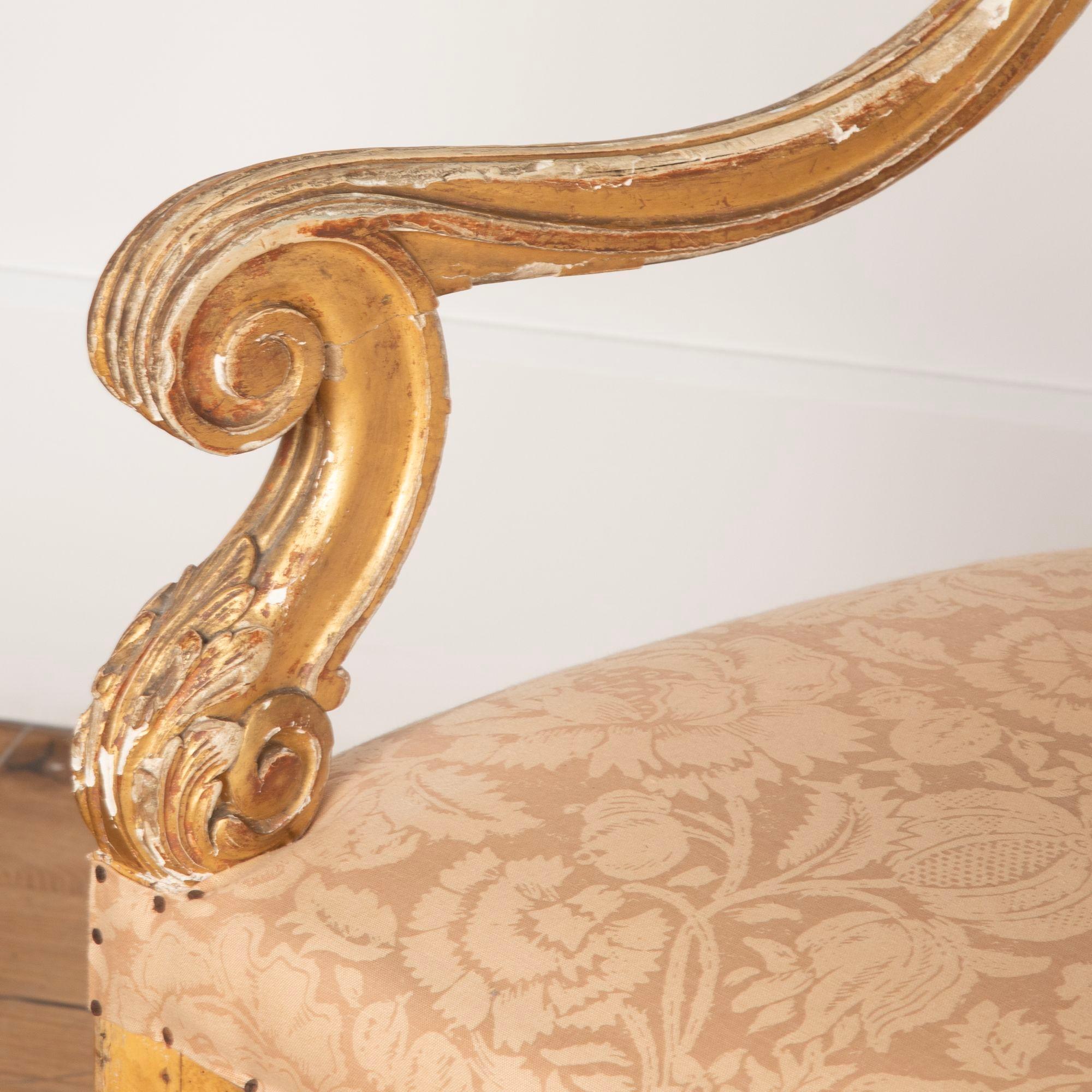 Bois doré Paire de fauteuils de style Louis XIV en bois doré en vente