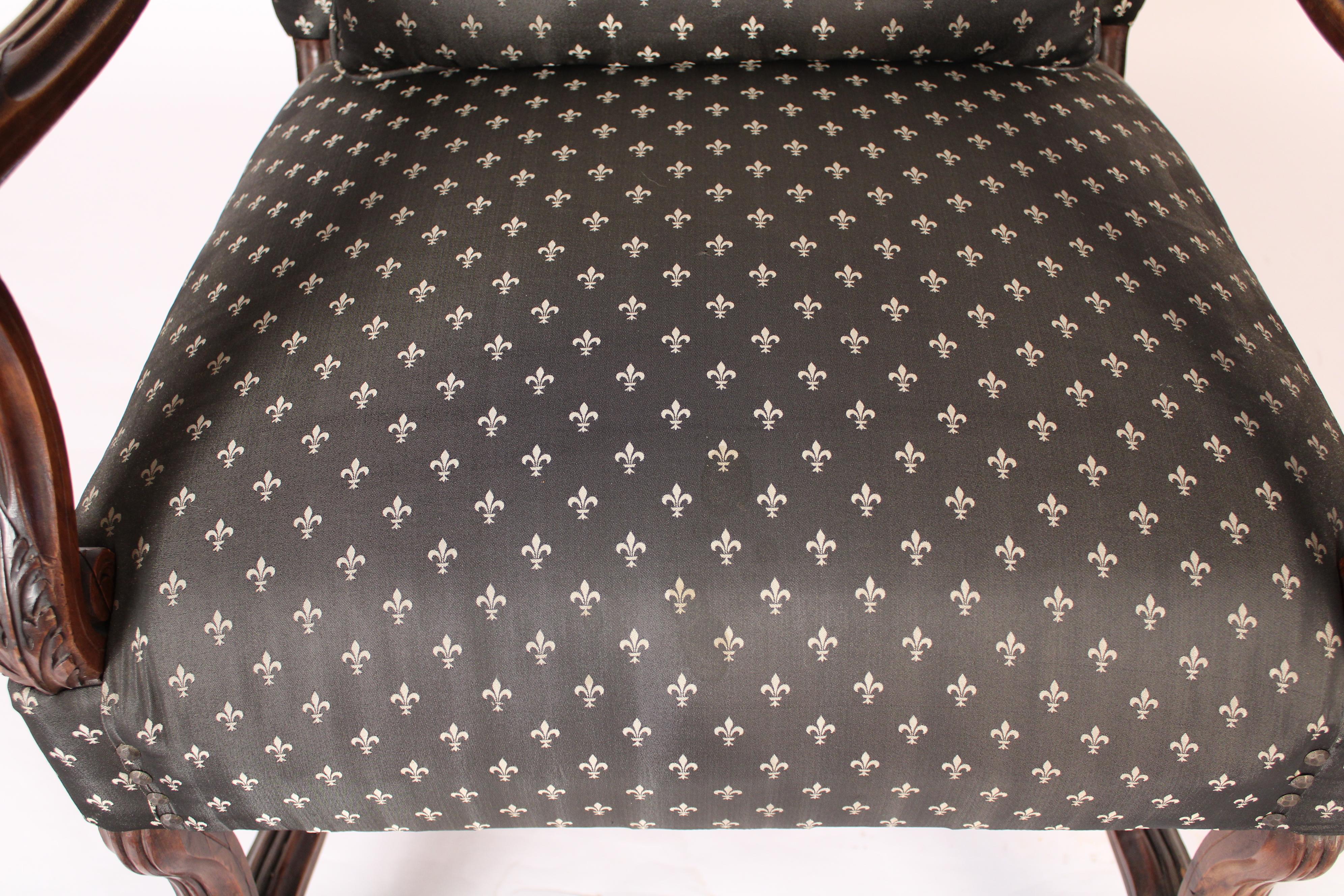 Paar Sessel mit hoher Rückenlehne im Stil Louis XIV im Angebot 9
