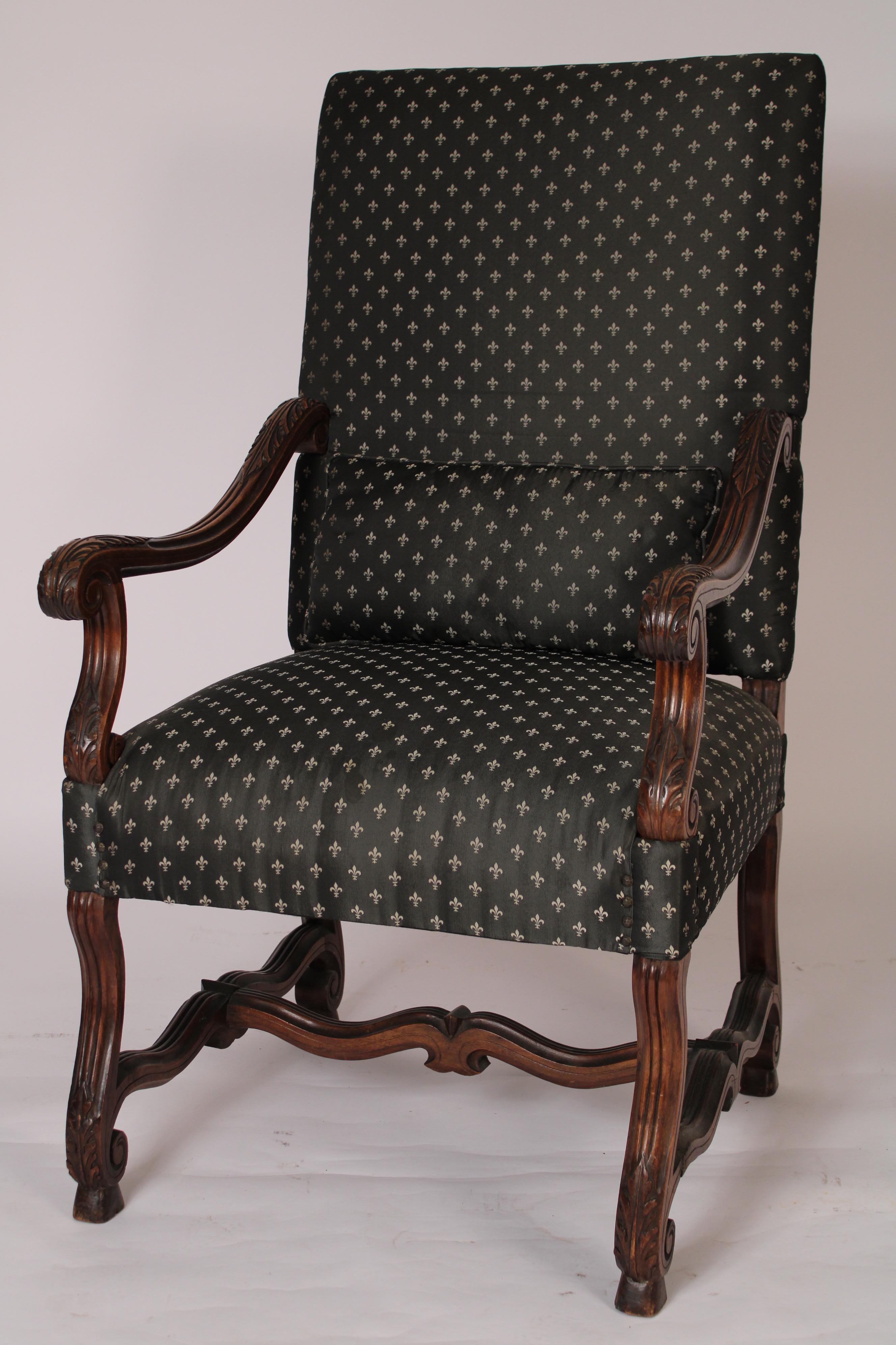 Pair of Louis XIV Style High Back Armchairs In Good Condition For Sale In Laguna Beach, CA