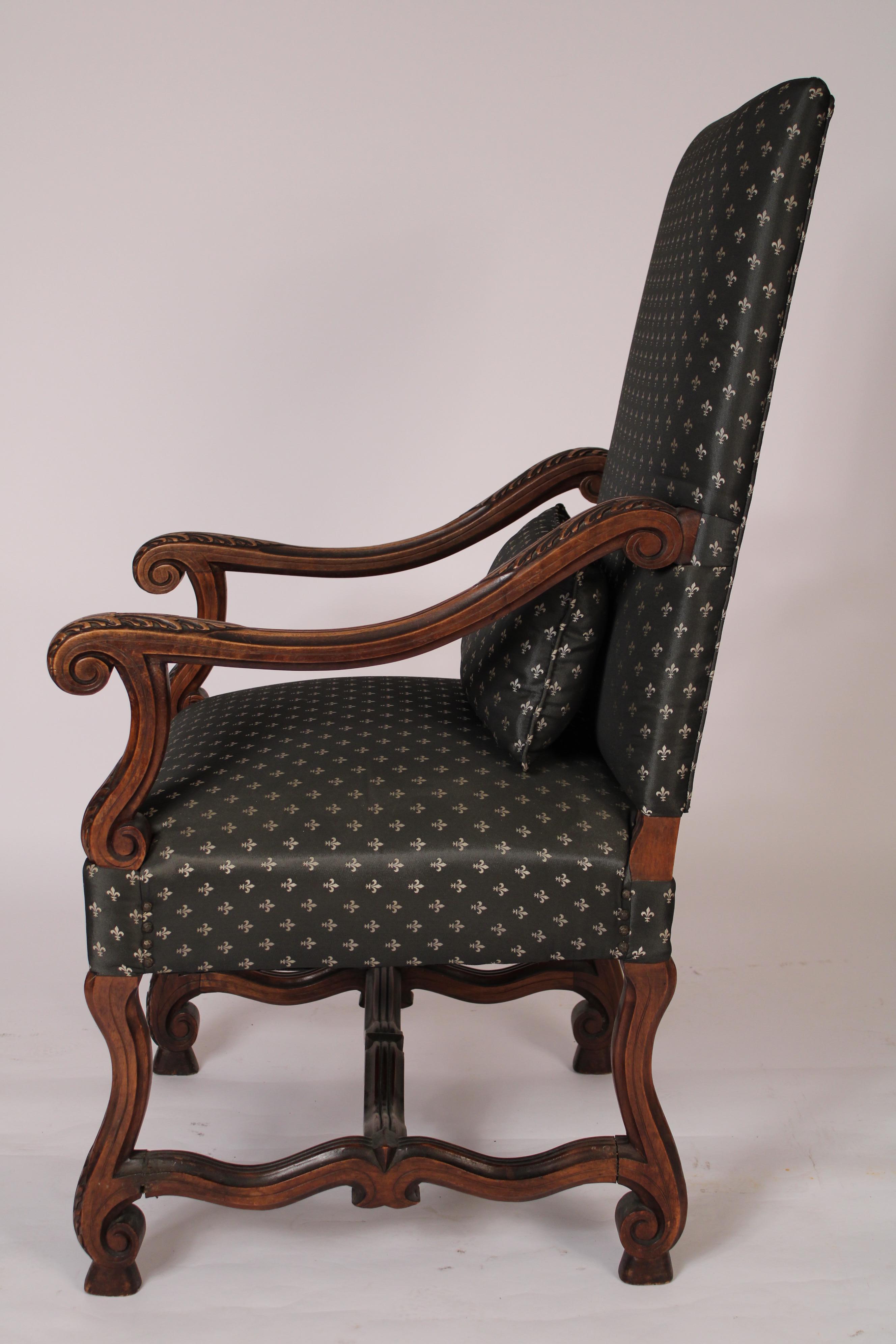 Early 20th Century Pair of Louis XIV Style High Back Armchairs For Sale