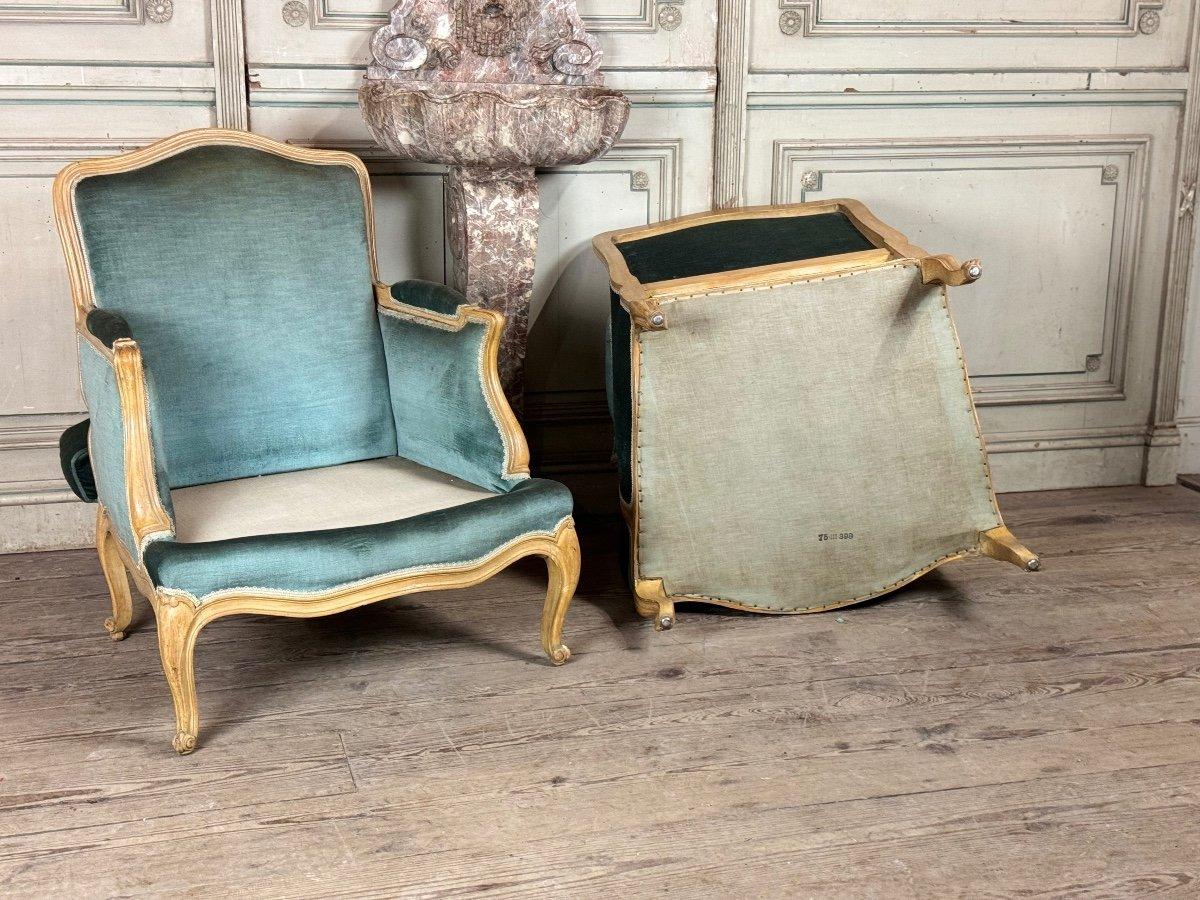 Pair Of Louis XV Armchairs In Good Condition For Sale In Honnelles, WHT