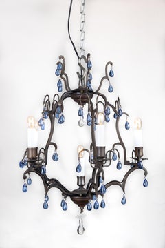 Coppia di lampadari in bronzo in stile Luigi XV con grappoli d'uva blu, Francia, mid 20th