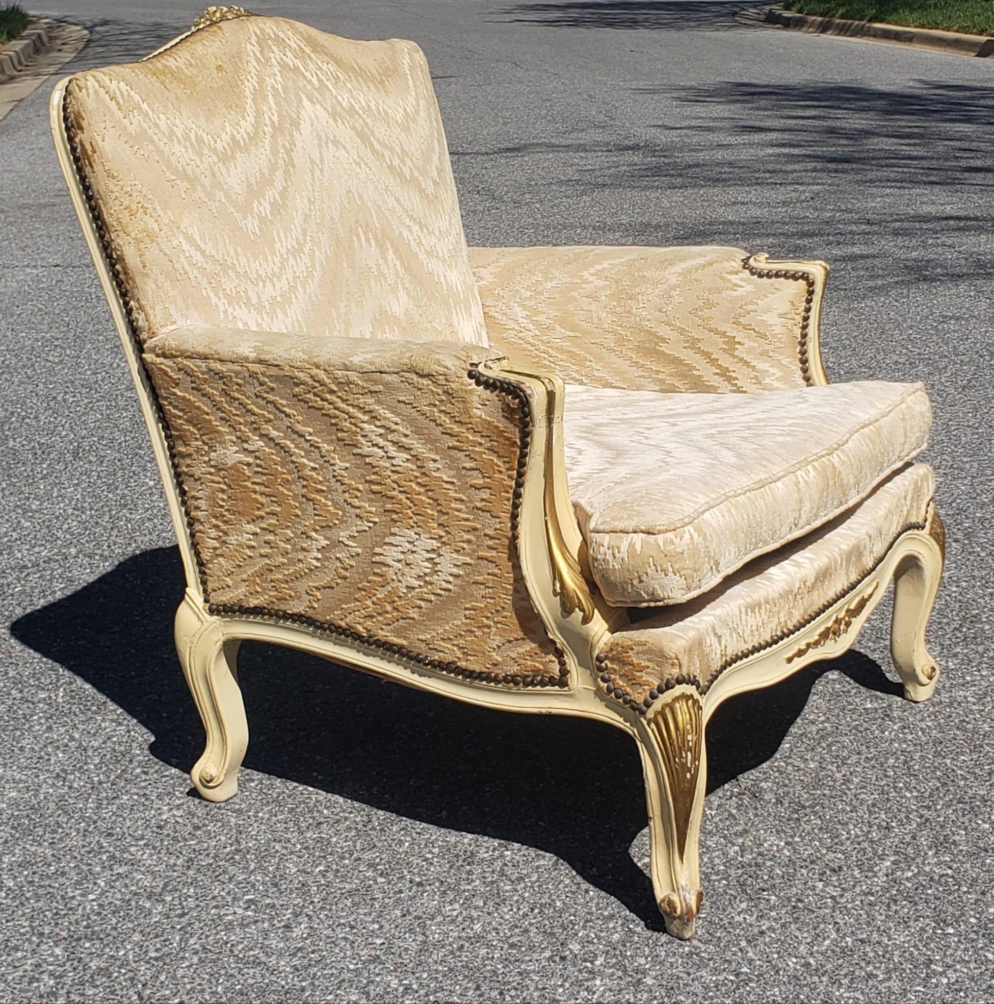American Pair of Louis XV Carved, Parcel Gilt and Upholstered Bergere Chairs For Sale