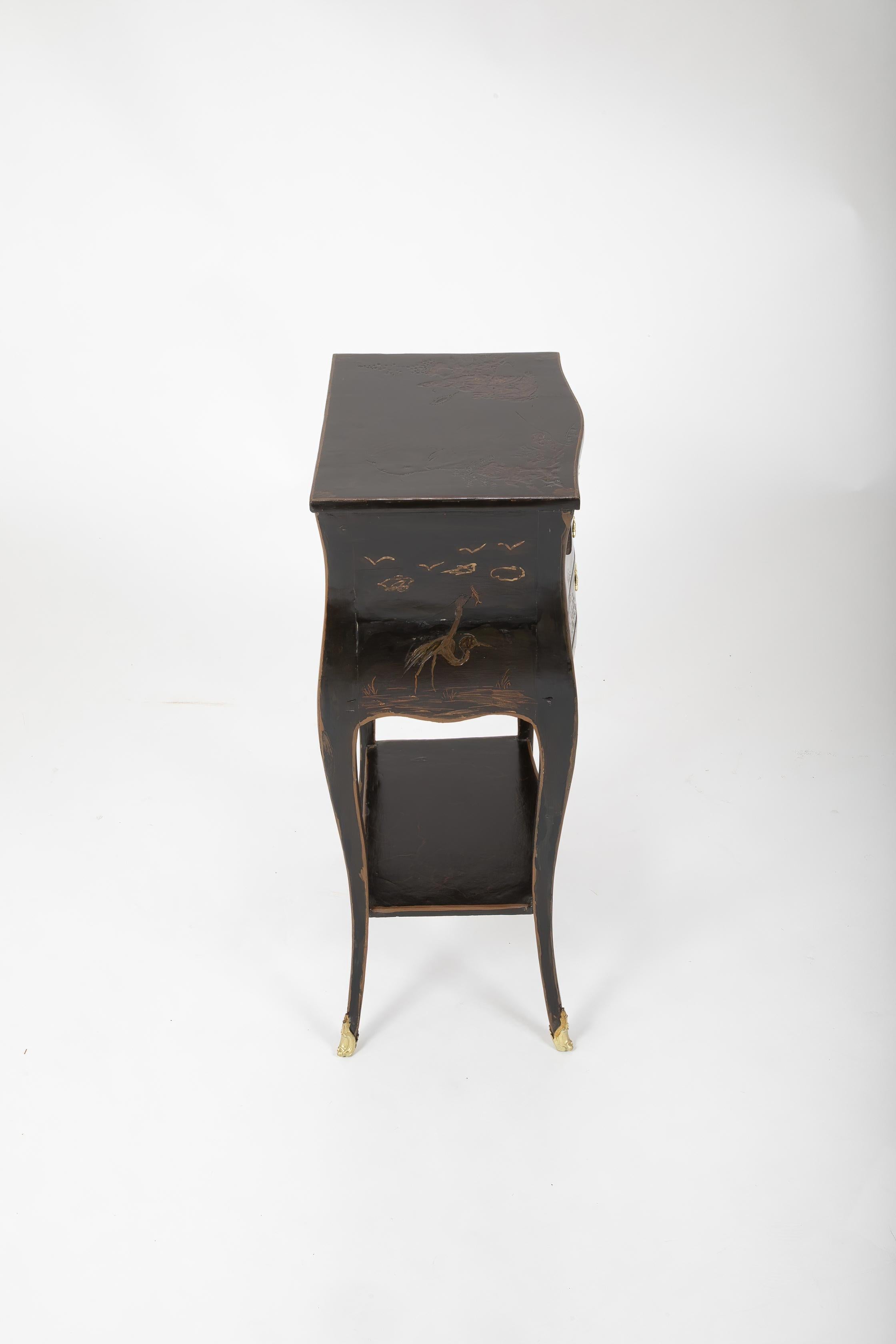 Pair of Louis XV Chinoiserie Petit Commodes 5