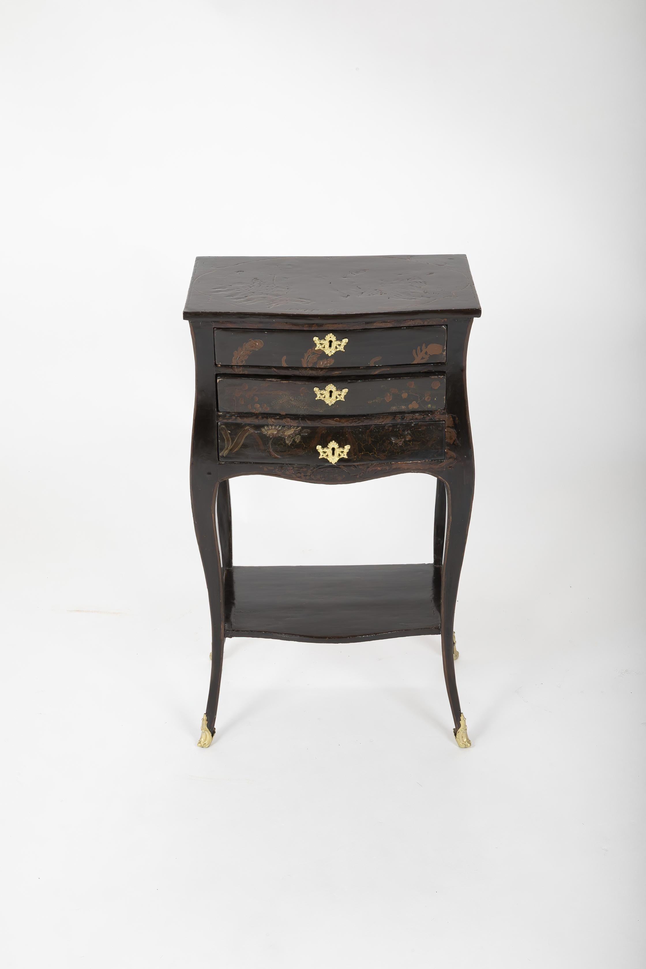 Pair of Louis XV Chinoiserie Petit Commodes 7