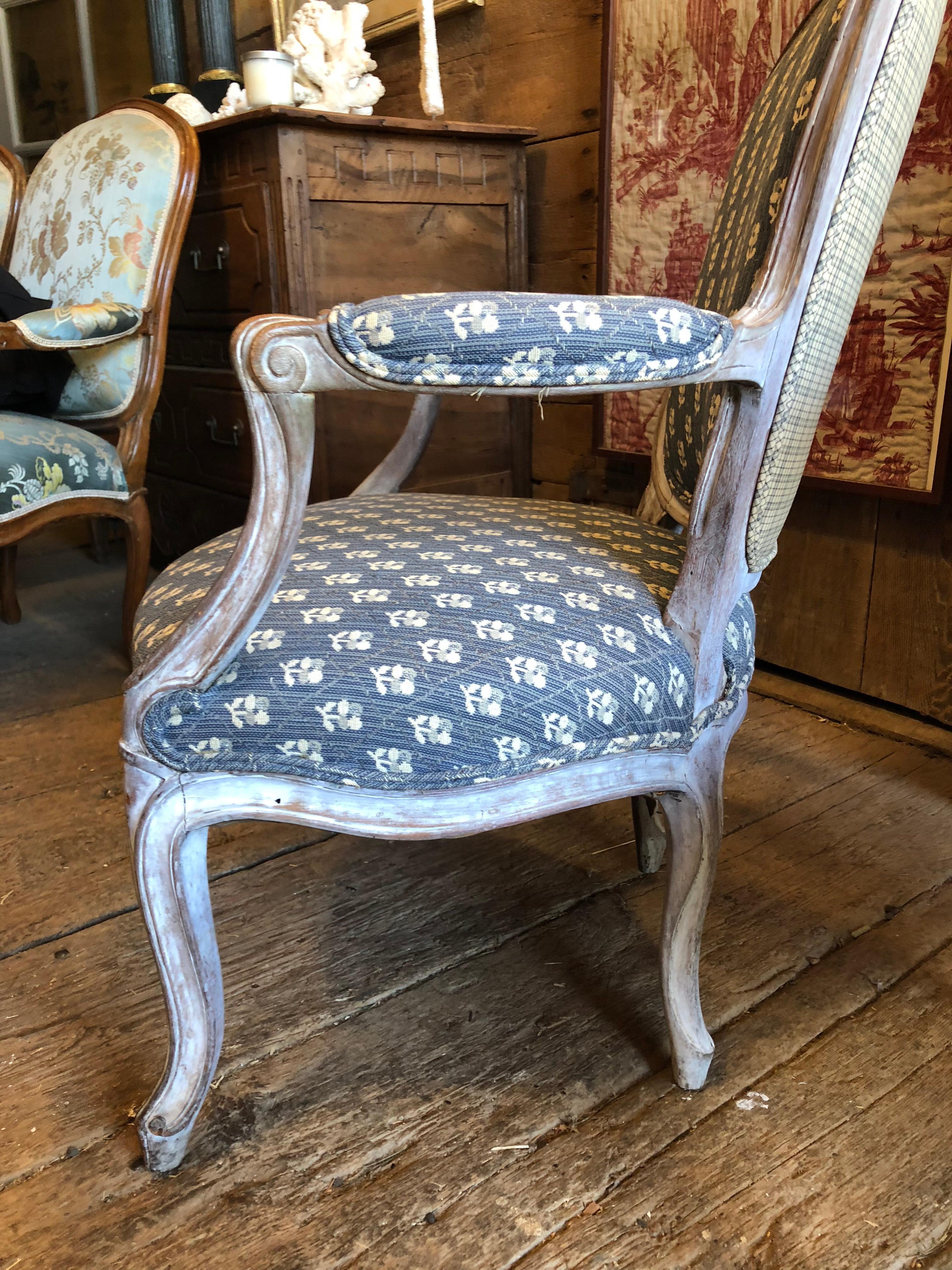 Pair of Louis XV Fauteuils, 18th Century 6