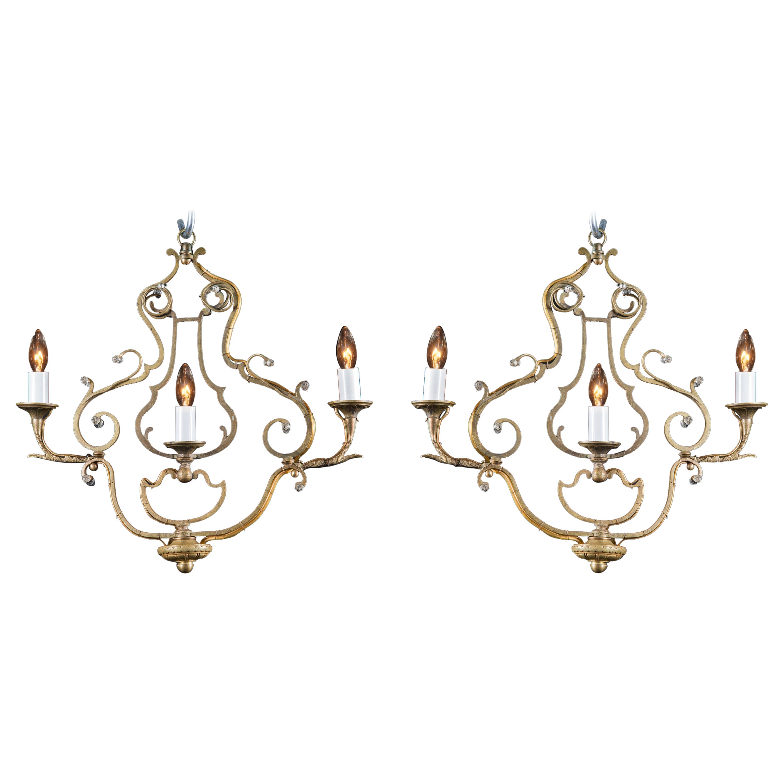 Coppia di lampadari piatti in bronzo Luigi XV, Francia, fine XIX secolo