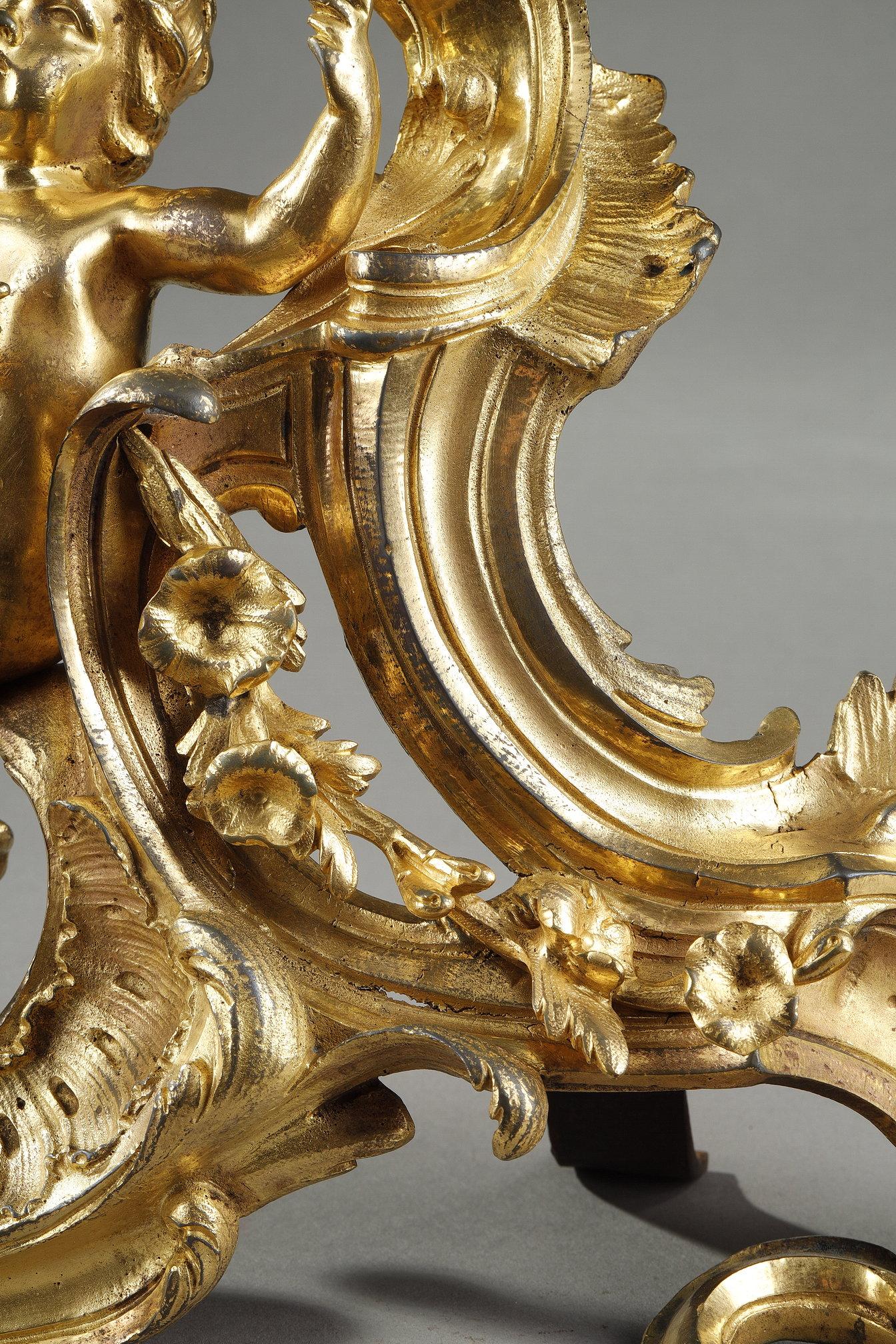 Paire de chenets Louis XV en bronze doré en vente 8