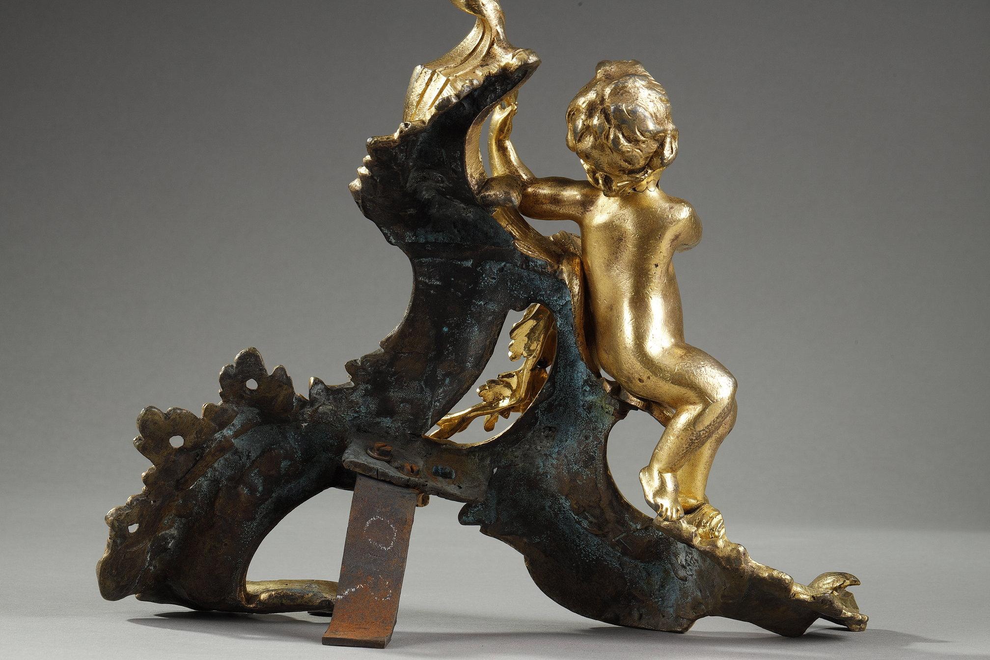 Paire de chenets Louis XV en bronze doré en vente 11