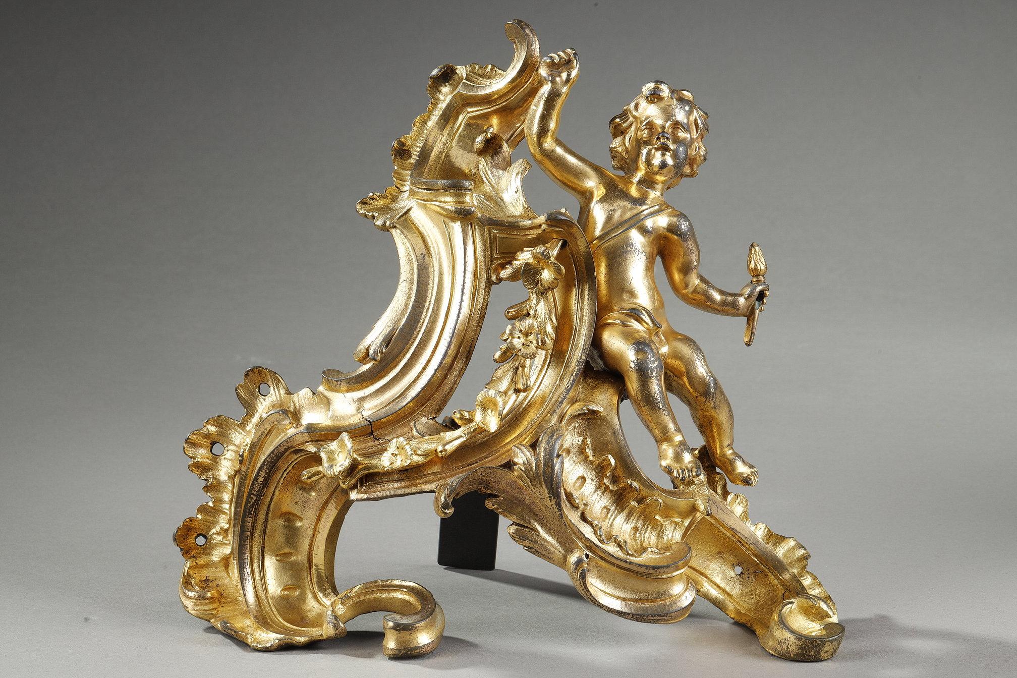 Pair of Louis XV gilt bronze Andirons In Good Condition For Sale In Paris, FR