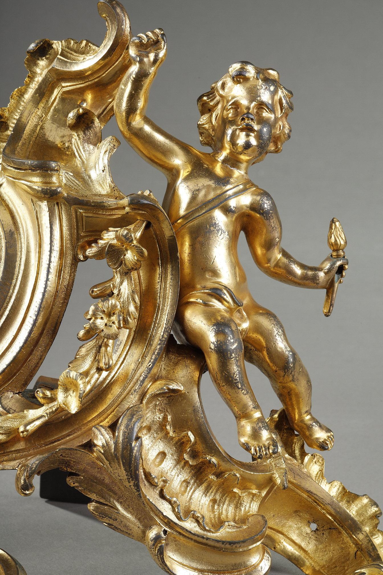 Paire de chenets Louis XV en bronze doré en vente 1