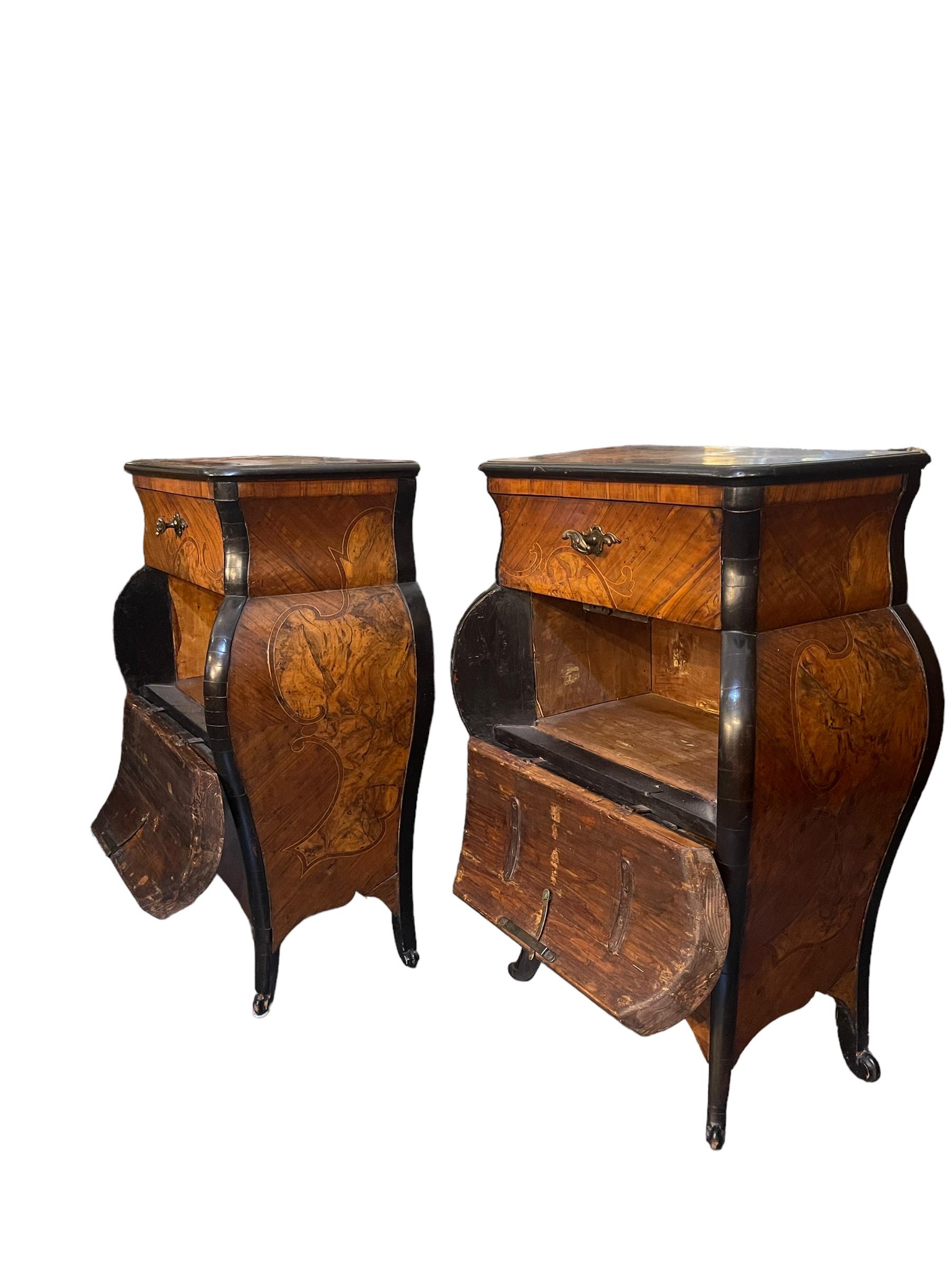 Hand-Crafted Pair of Louis XV Lombard bedside tables For Sale