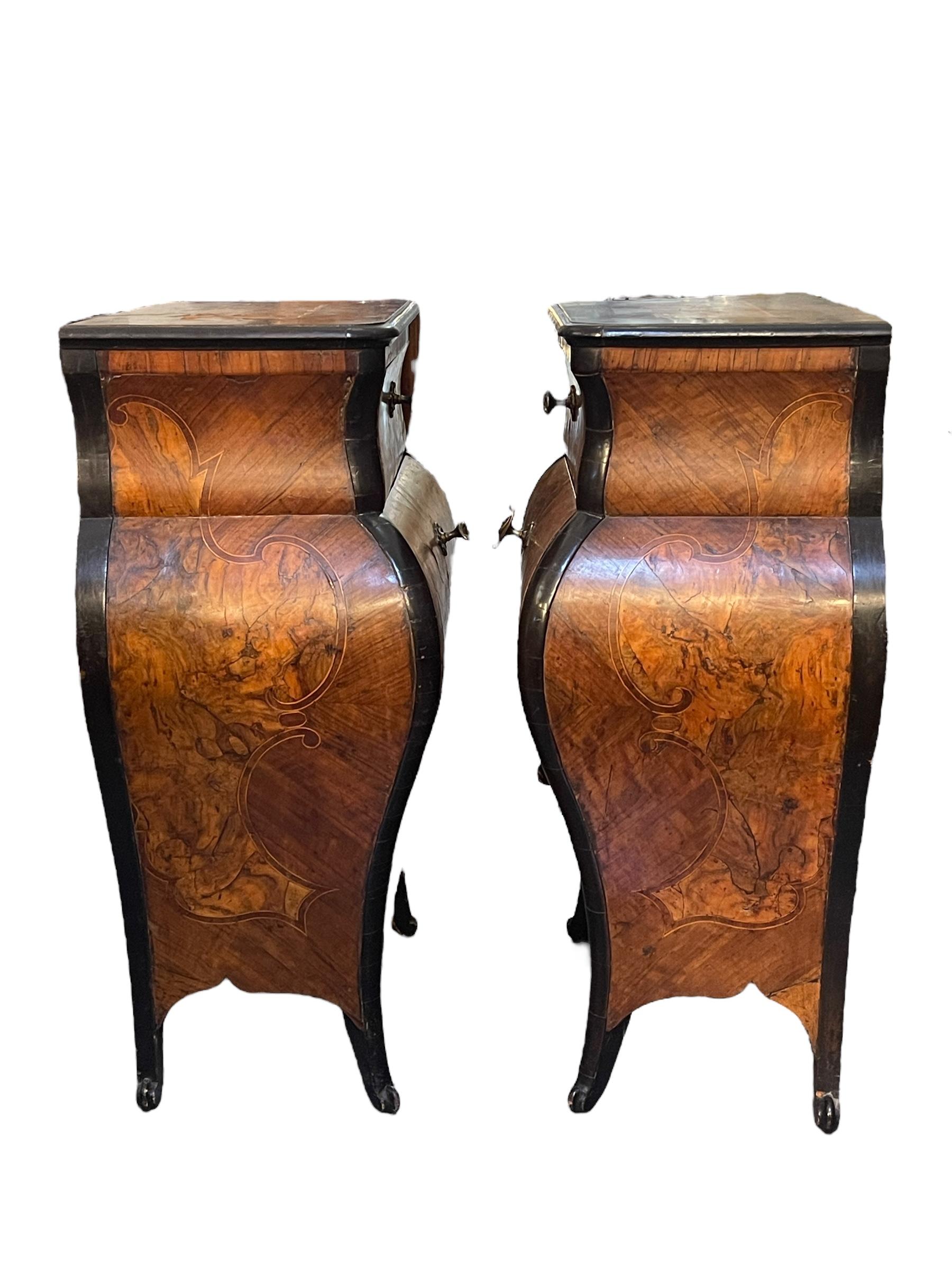 Pair of Louis XV Lombard bedside tables For Sale 1