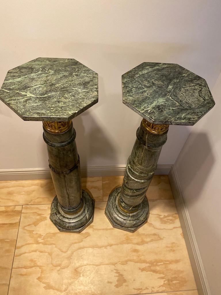 Pair of Louis XV Marble Pedestals/Stands (Marmor)