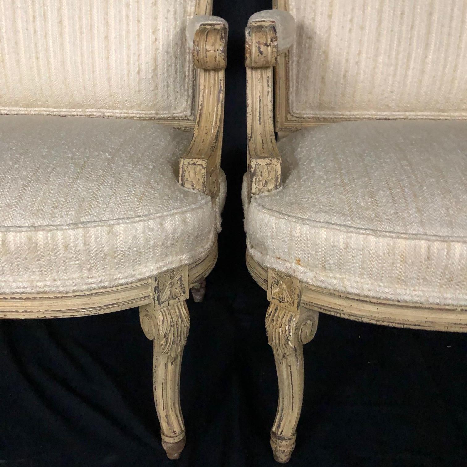 Pair of Louis XV Neoclassical Style Cream Painted French Bergere Arm Chairs For Sale 2