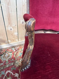 Pair of Louis XV period armchairs – Carved wood, burgundy velvet
