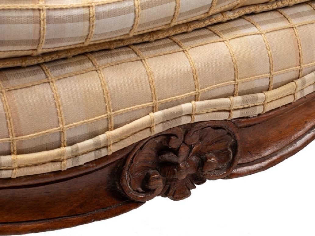 Paire de Fauteuils Louis XV en noyer, XVIIIe siècle en vente 2