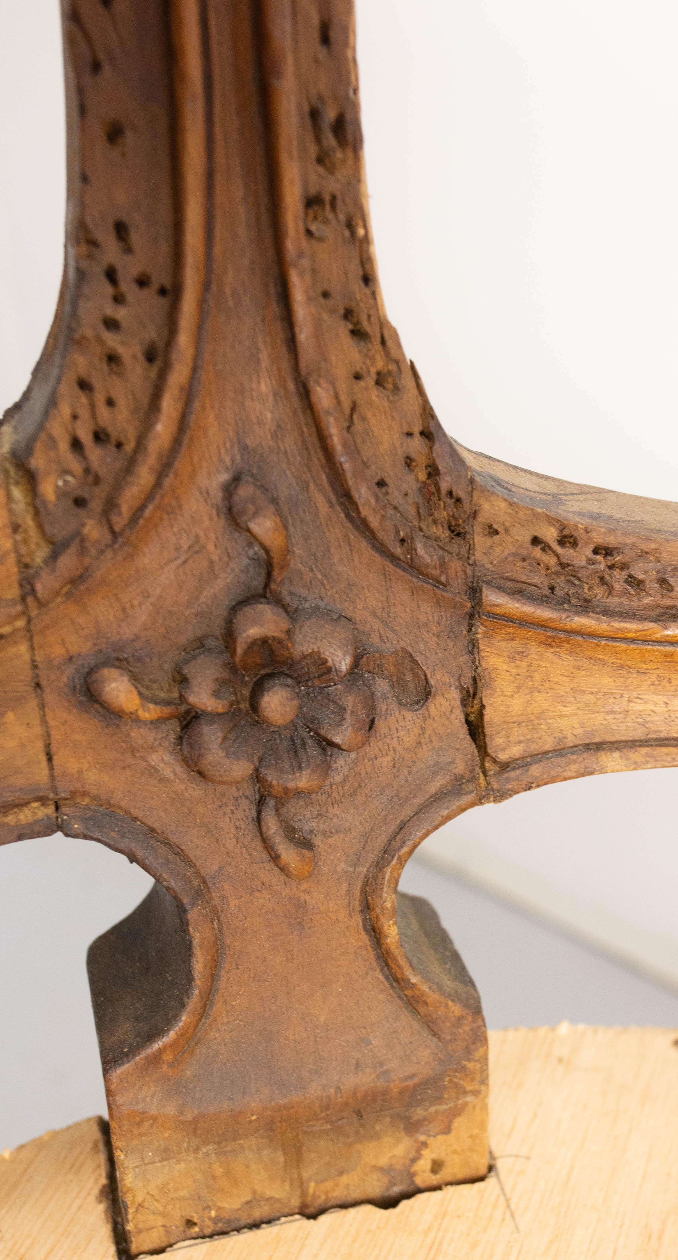 Coppia di poltrone aperte in stile Louis XV Revival con imbottitura a canne o a cuscini, Francia, XIX sec. in vendita 2