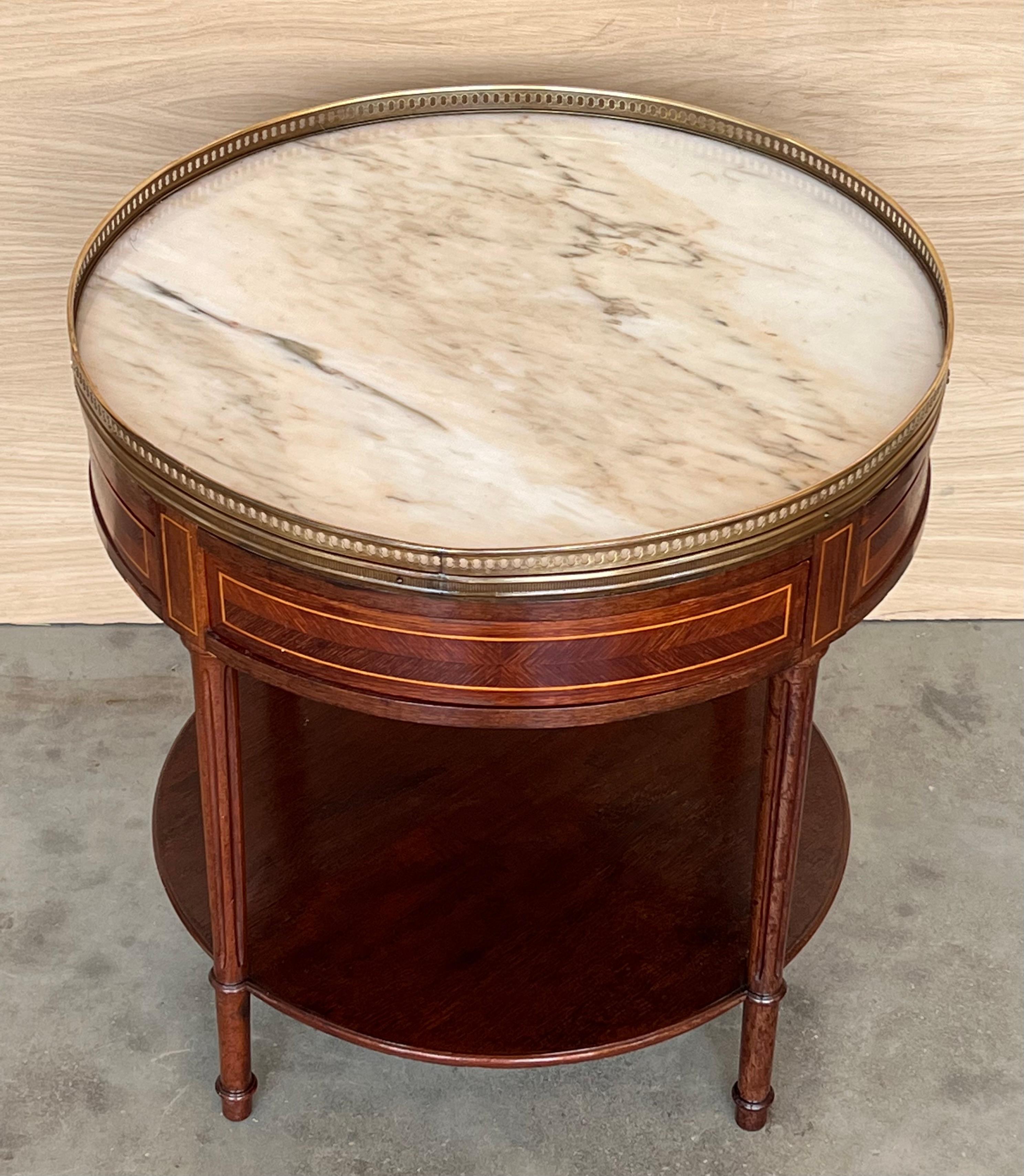 Bronze Pair of Louis XV Round Nightstands or Sofa Tables with Hidden Drawer and Trays For Sale