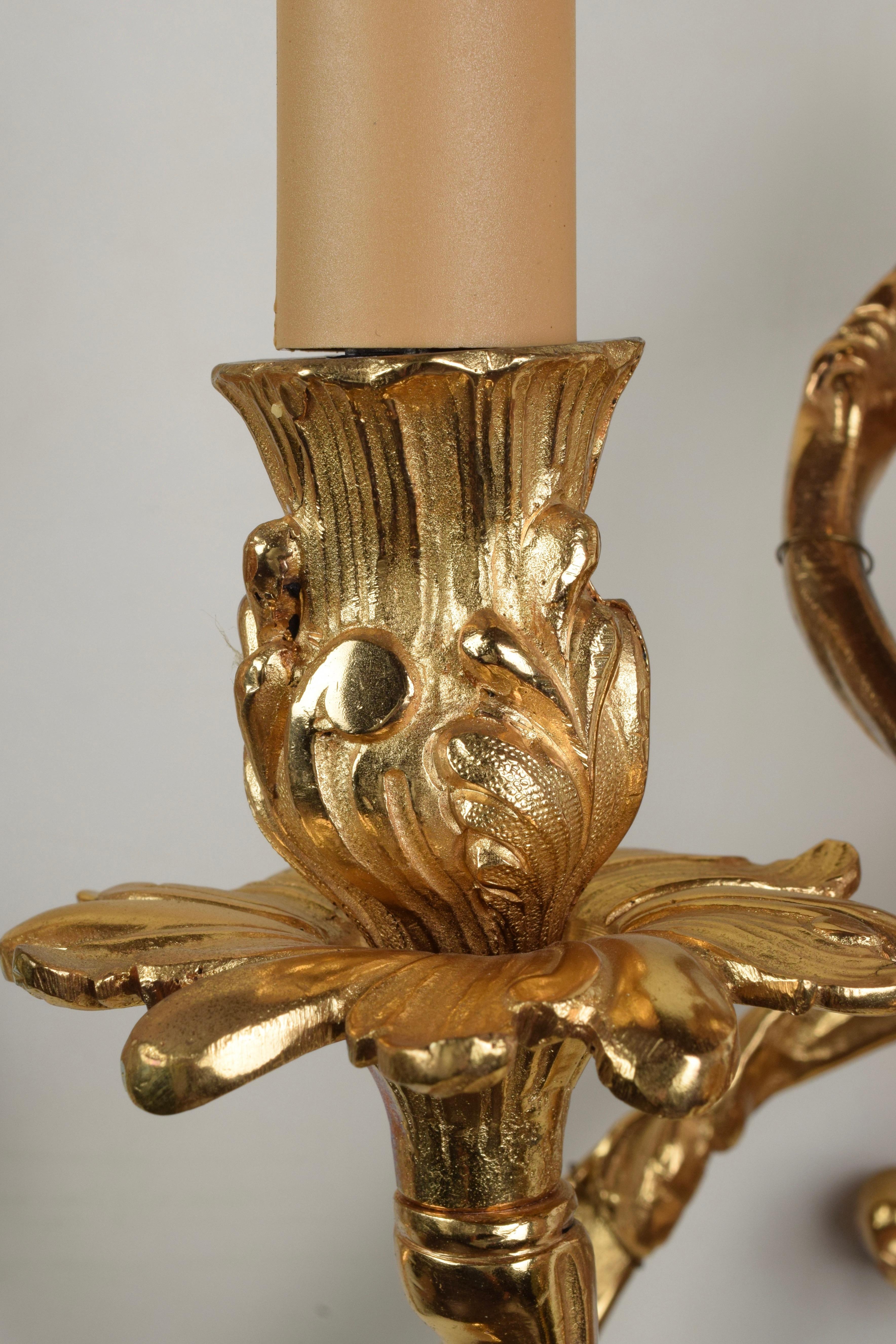 Italian Pair of Louis XV Sconces in Gilt Bronze with Five Lights Mid-20th Century