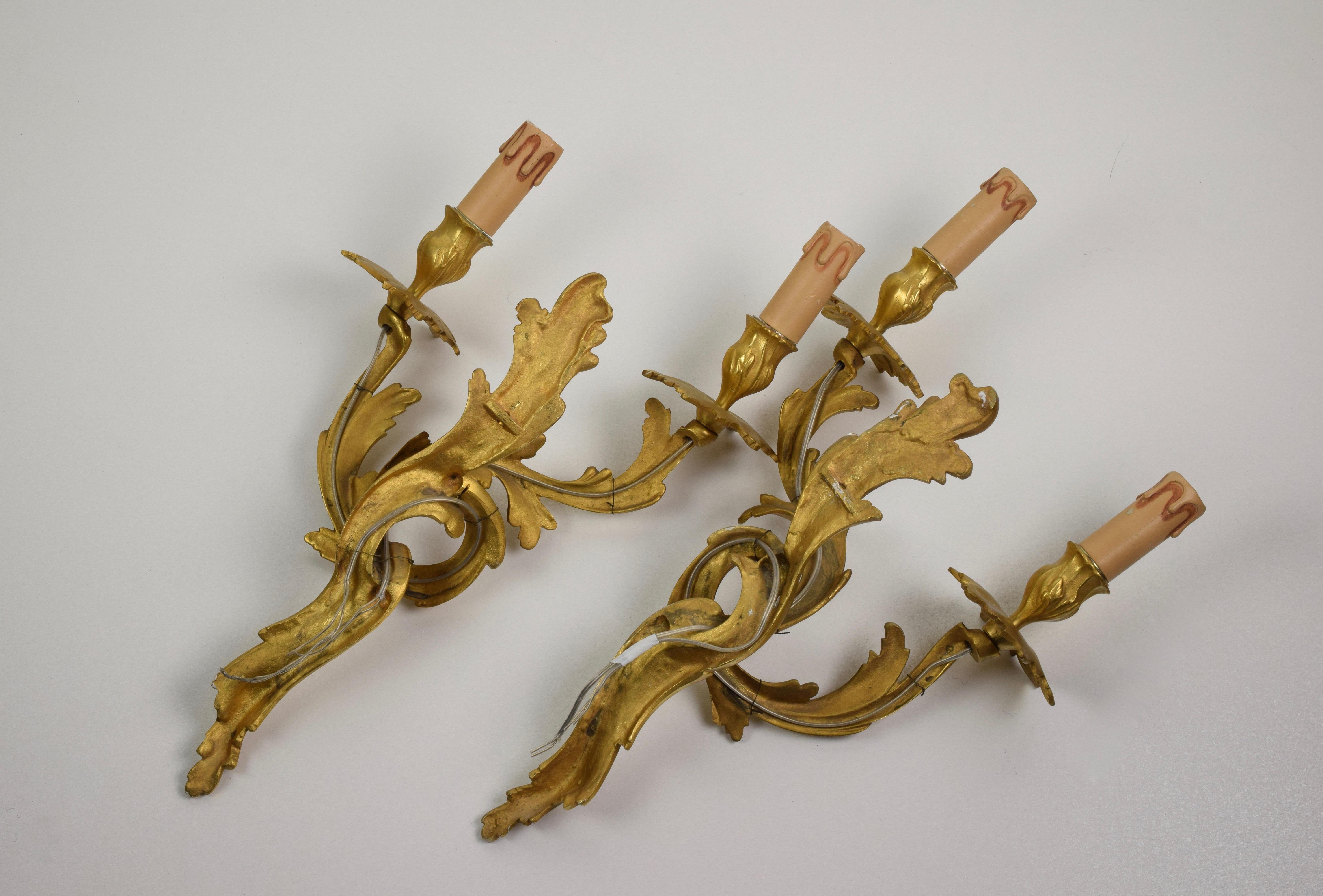 Pair of Louis XV Sconces in Gilt Bronze with Two Lights, Mid-20th Century For Sale 6