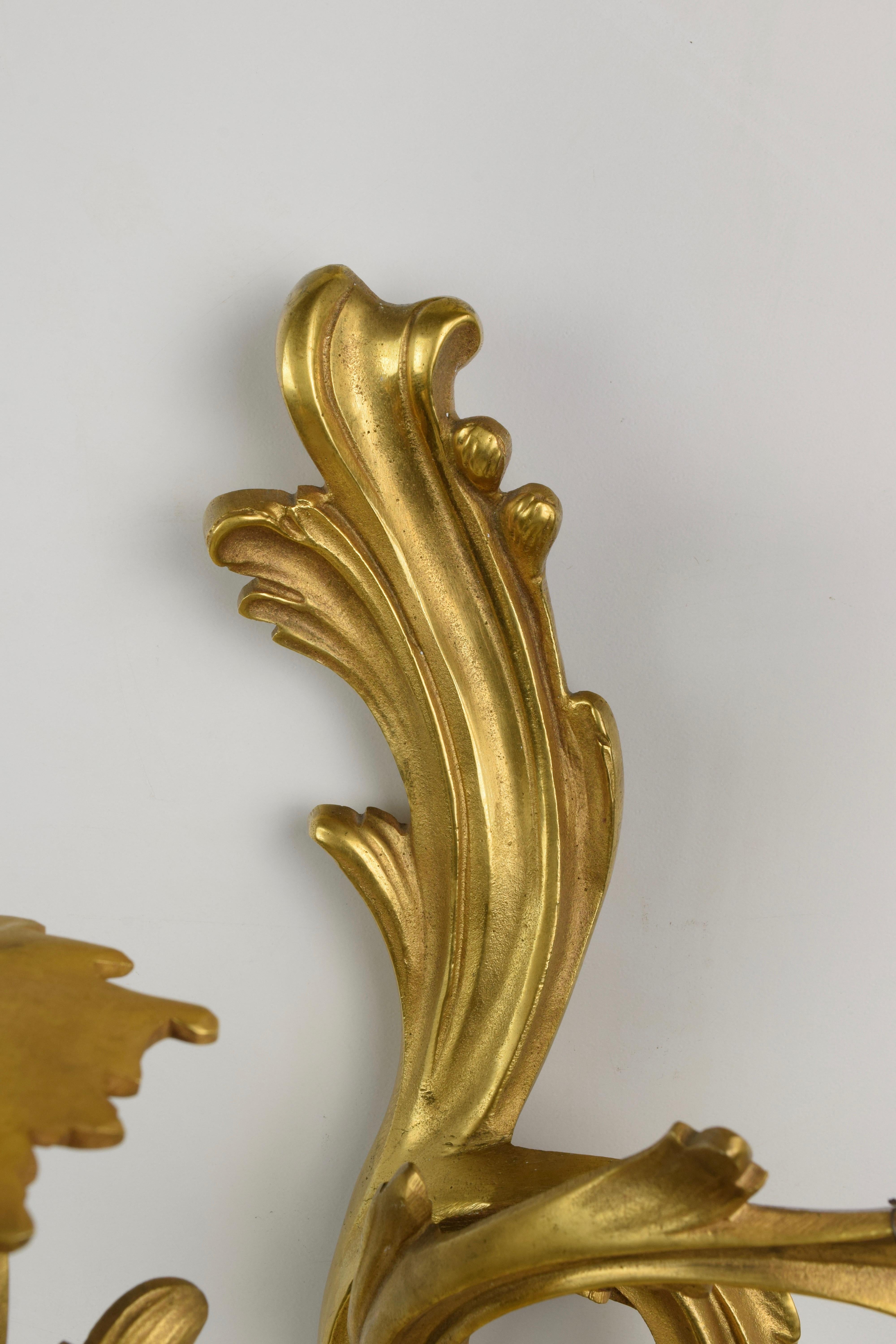 Pair of Louis XV Sconces in Gilt Bronze with Two Lights, Mid-20th Century For Sale 3