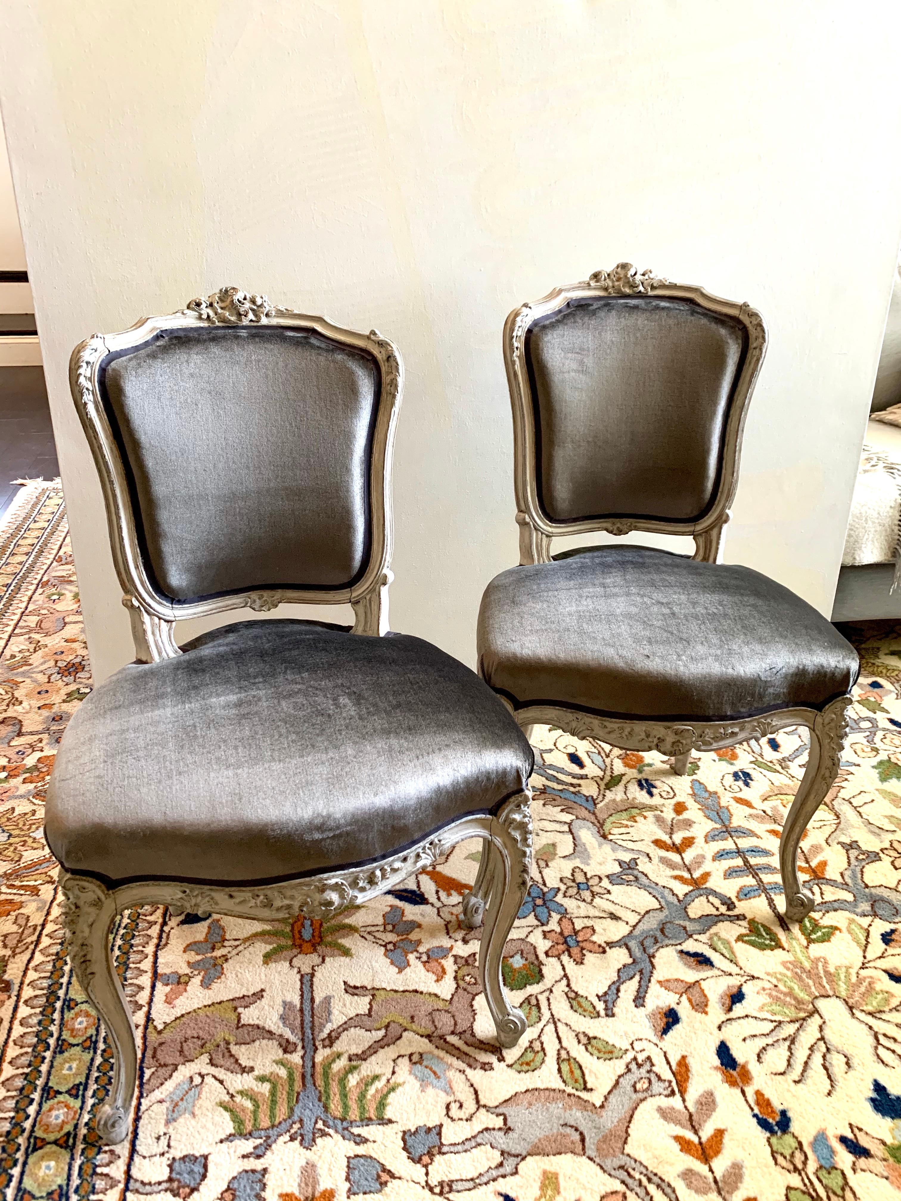 Pair of Louis XV Side Chairs, circa 1800 In Excellent Condition In Doylestown, PA