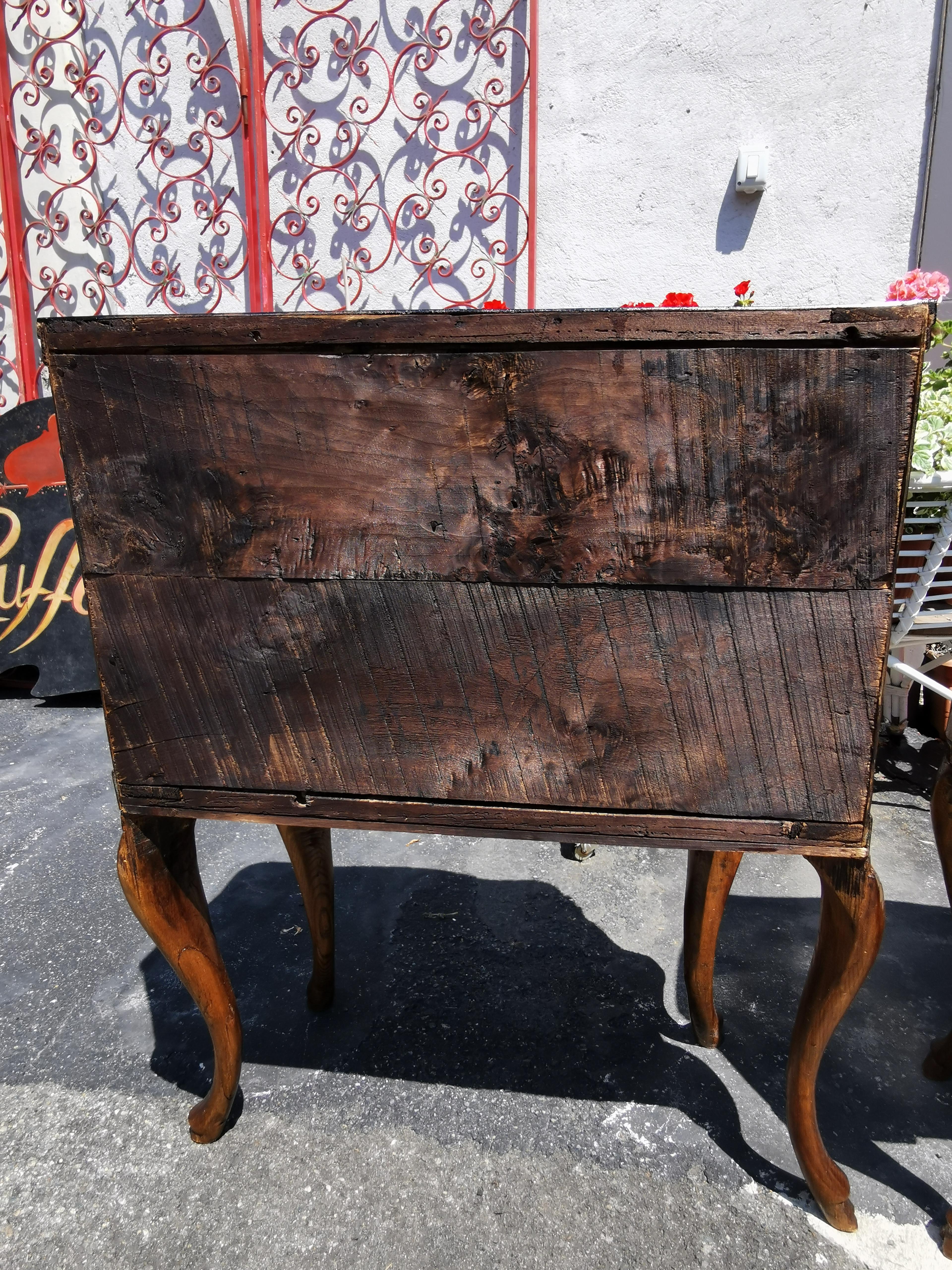 Walnut Pair of Louis XV style Side commodes  For Sale