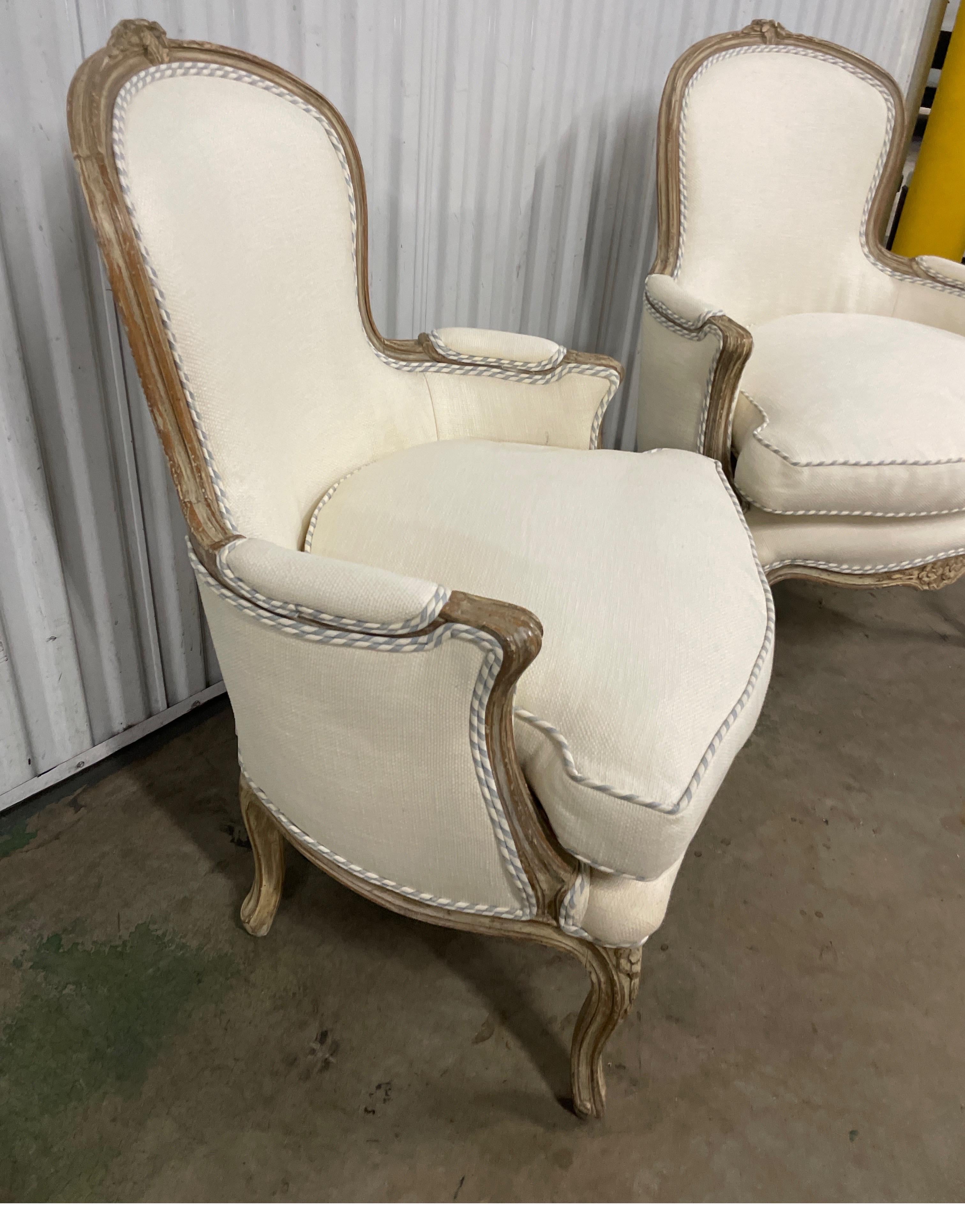 Fabric Pair of Louis XV Style 19th Century Bergere Chairs For Sale