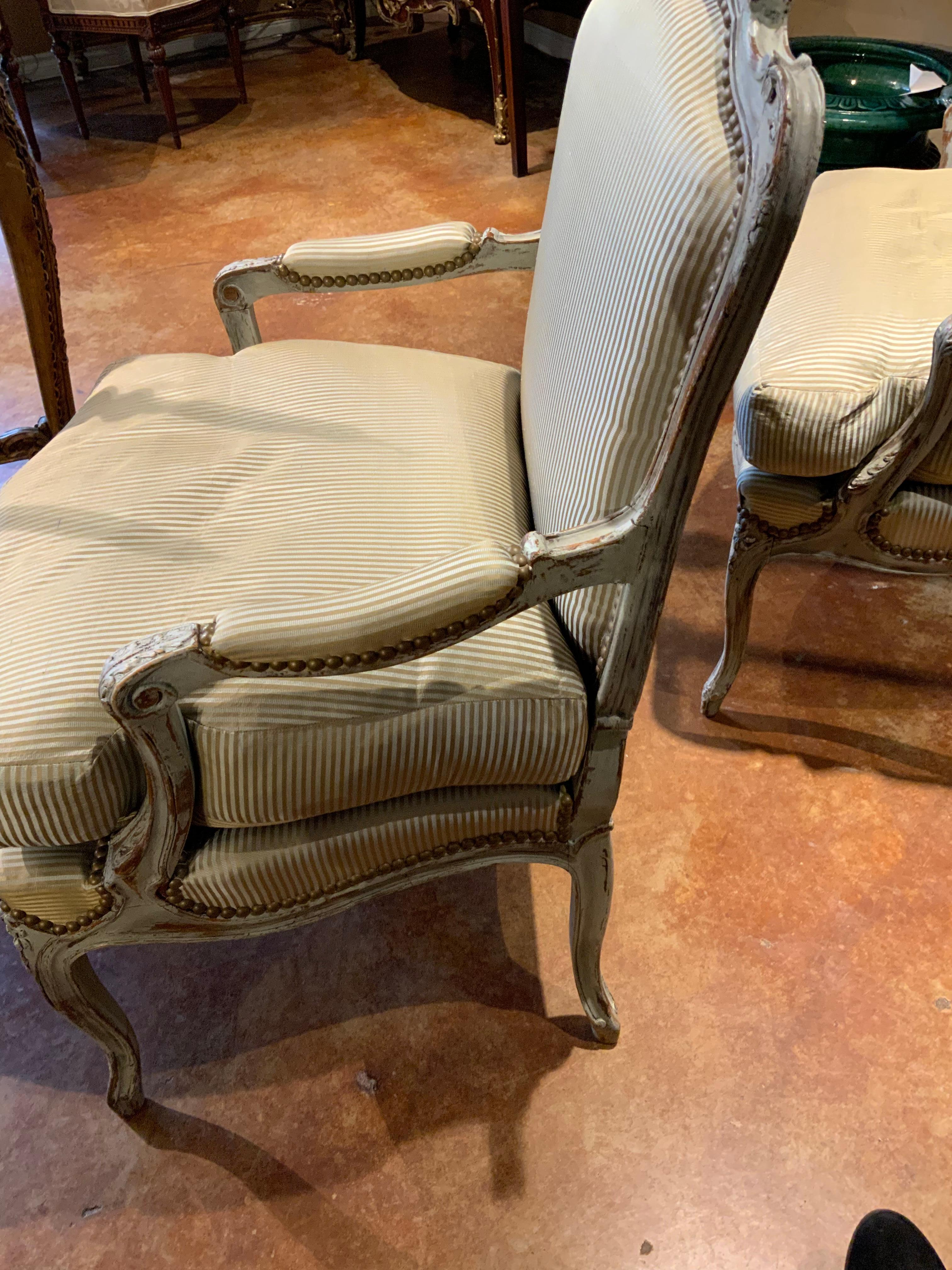 Hand-Painted Pair of Louis XV Style Arm Chairs/Fauteuils in Painted Finish with Silk Fabric For Sale
