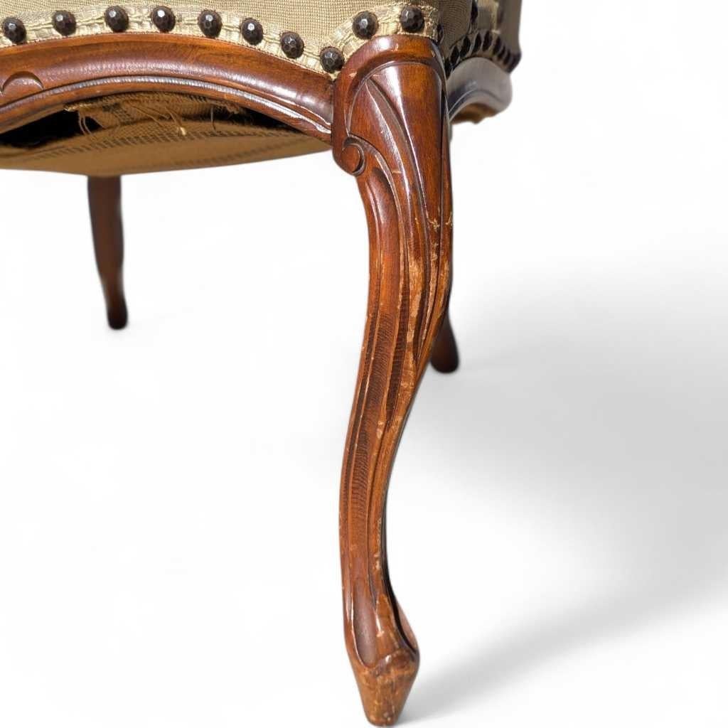 Pareja de sillones estilo Luis XV, madera tallada y tapicería, Francia, c. 1950 en venta 5