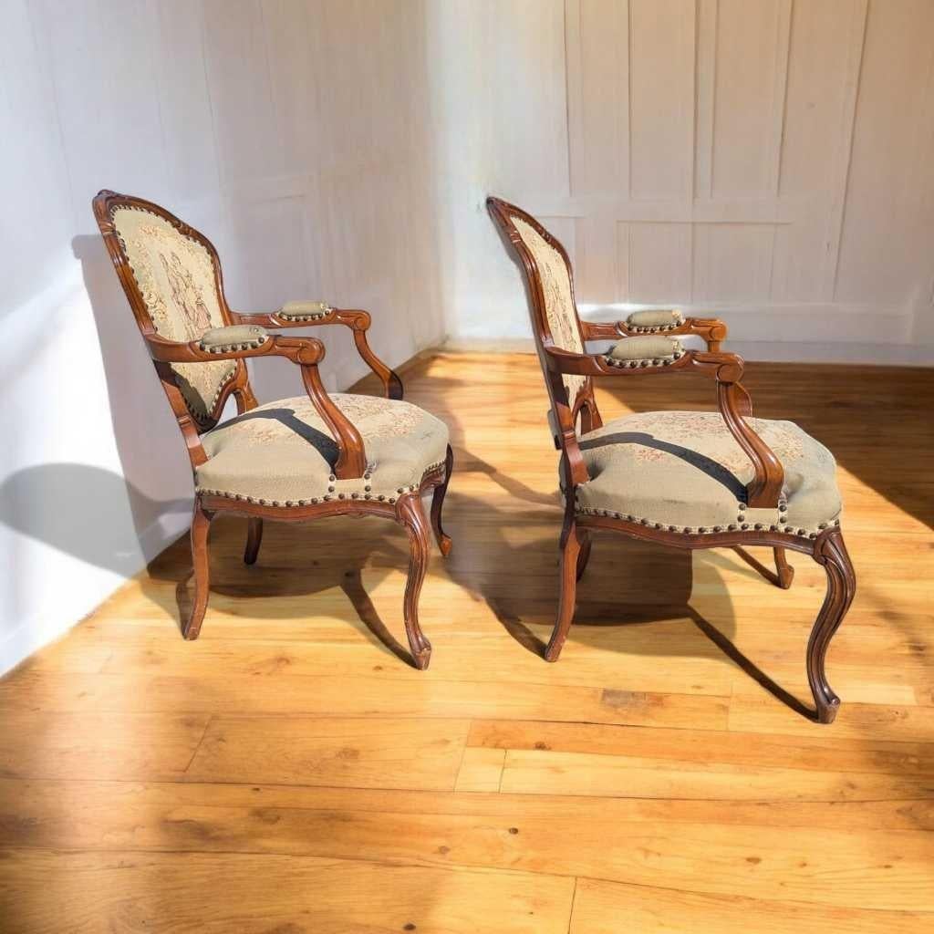 Pareja de sillones estilo Luis XV, madera tallada y tapicería, Francia, c. 1950 en venta 11
