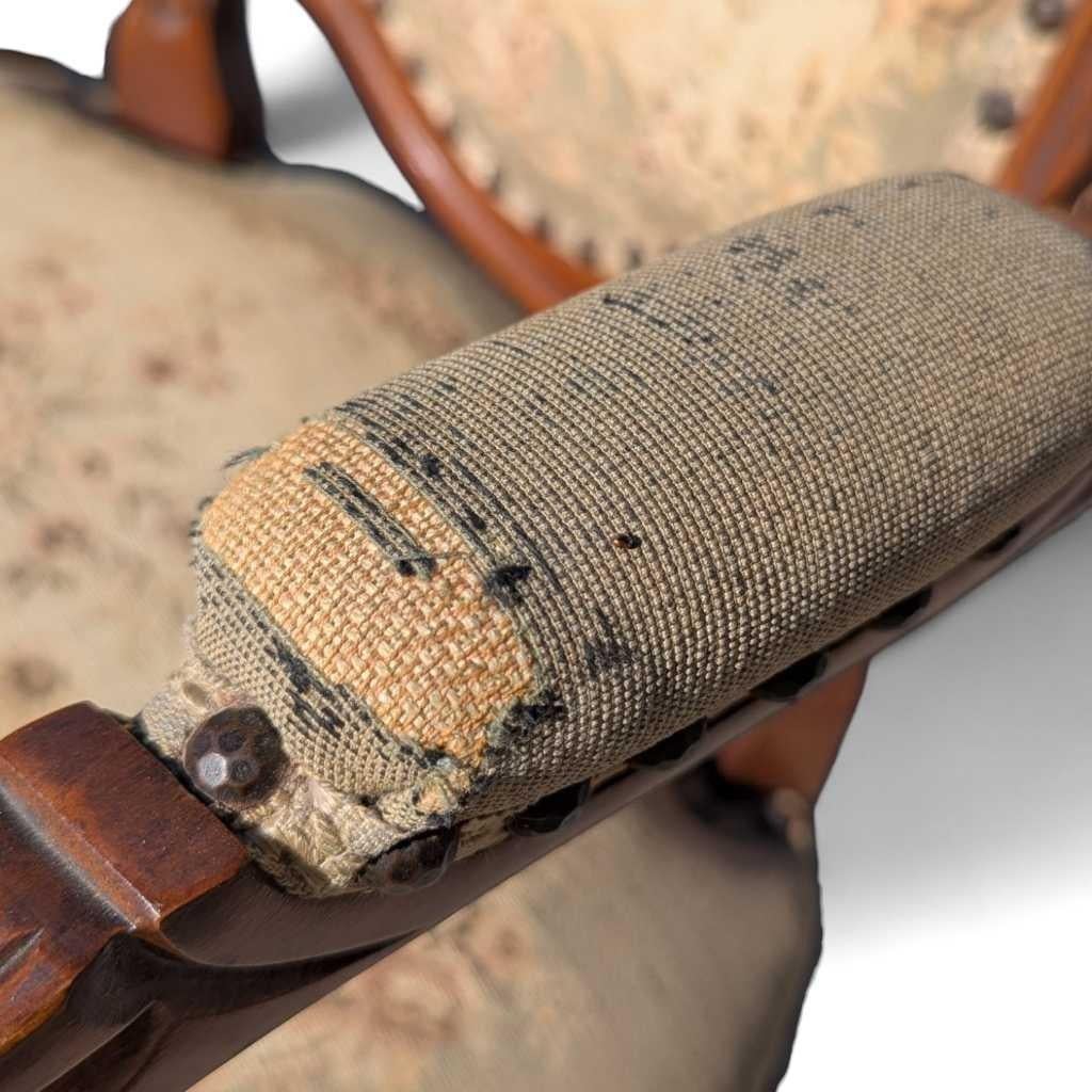 Pareja de sillones estilo Luis XV, madera tallada y tapicería, Francia, c. 1950 en venta 14