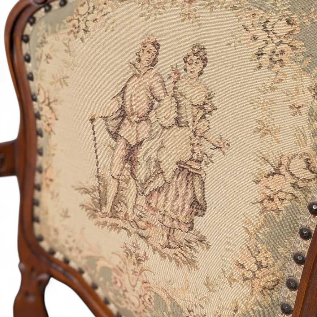 Pareja de sillones estilo Luis XV, madera tallada y tapicería, Francia, c. 1950 Francés en venta