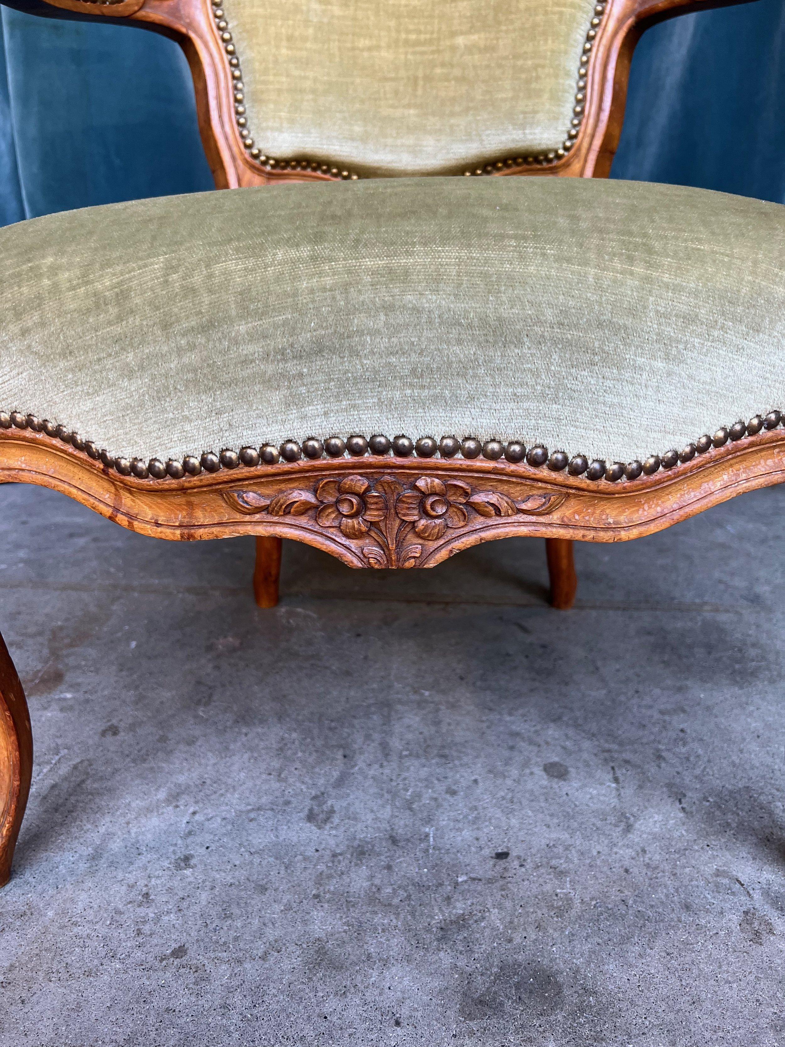 Pair of French Louis XV Style Armchairs in Pale Green Velvet For Sale 7