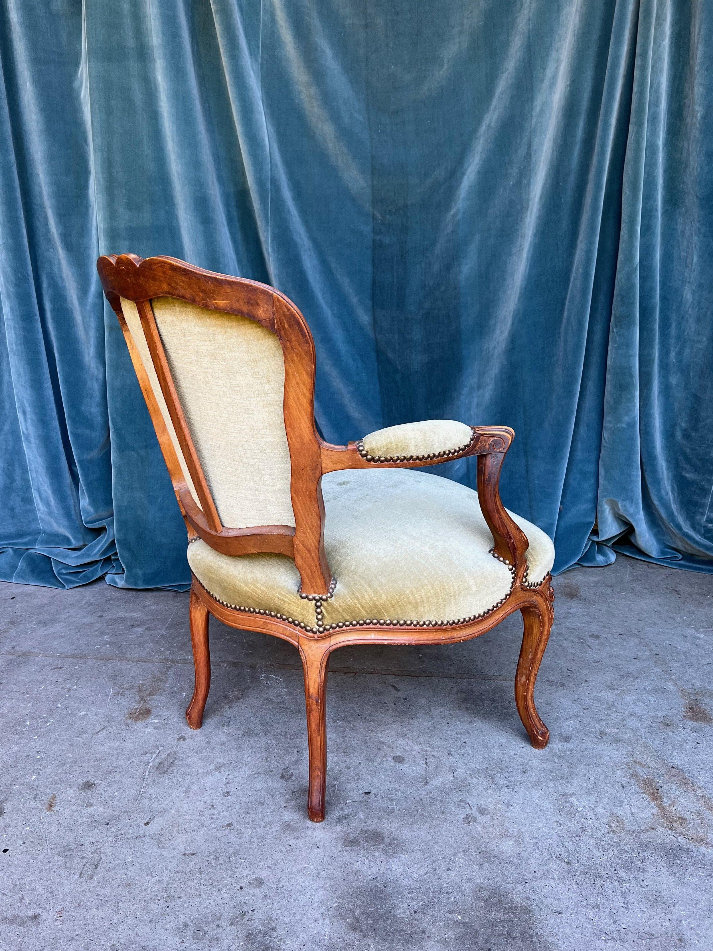 Pair of French Louis XV Style Armchairs in Pale Green Velvet For Sale 4