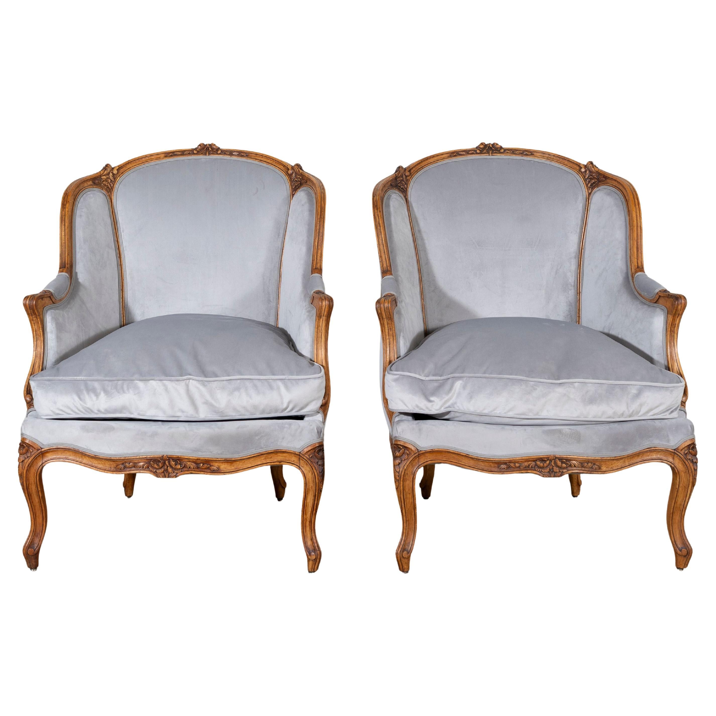 Pair of Louis XV-Style Beech Gondola Armchairs in Gray Velvet, 20th Century For Sale