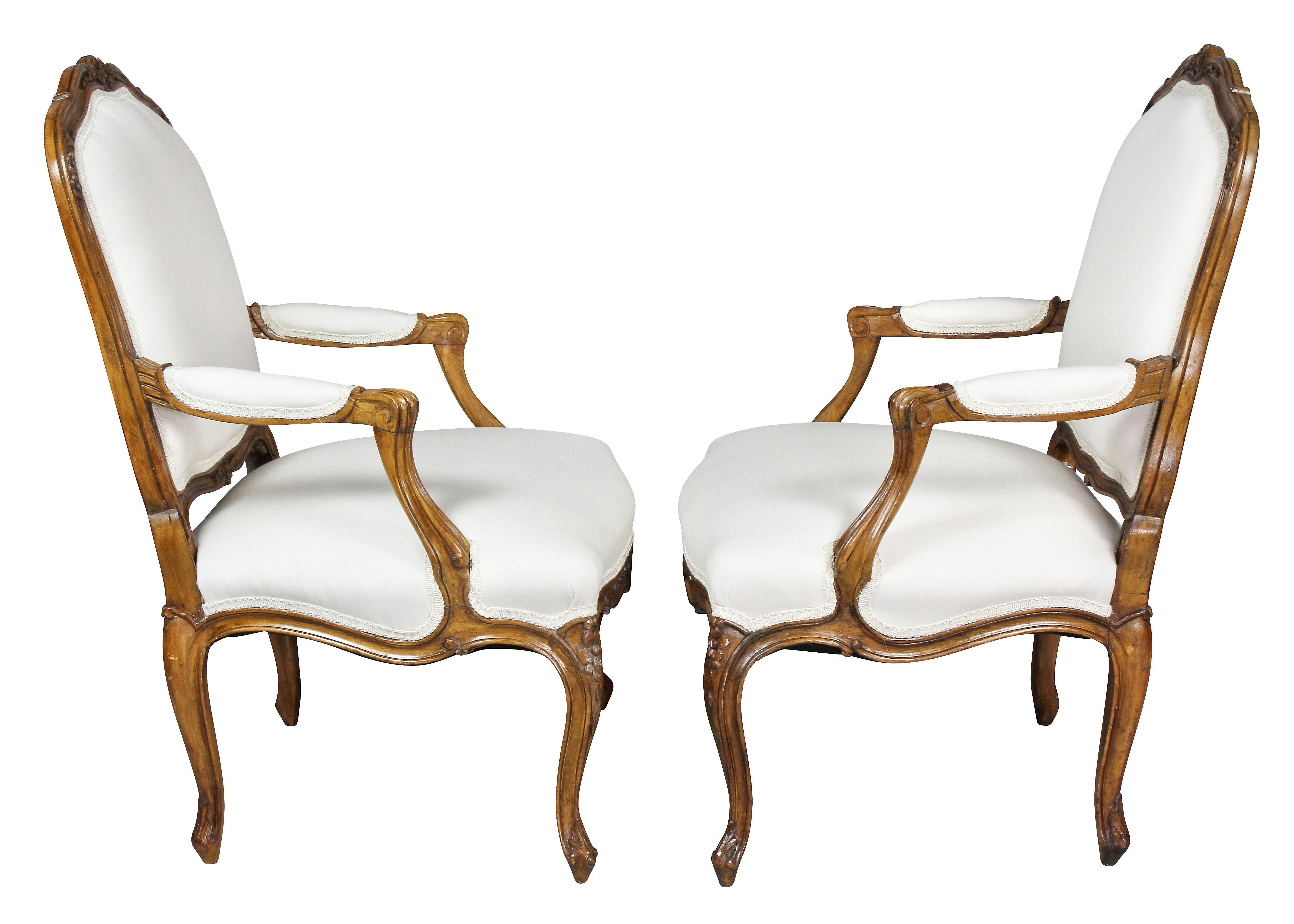 Pair of Louis XV Style Beechwood Armchairs 8