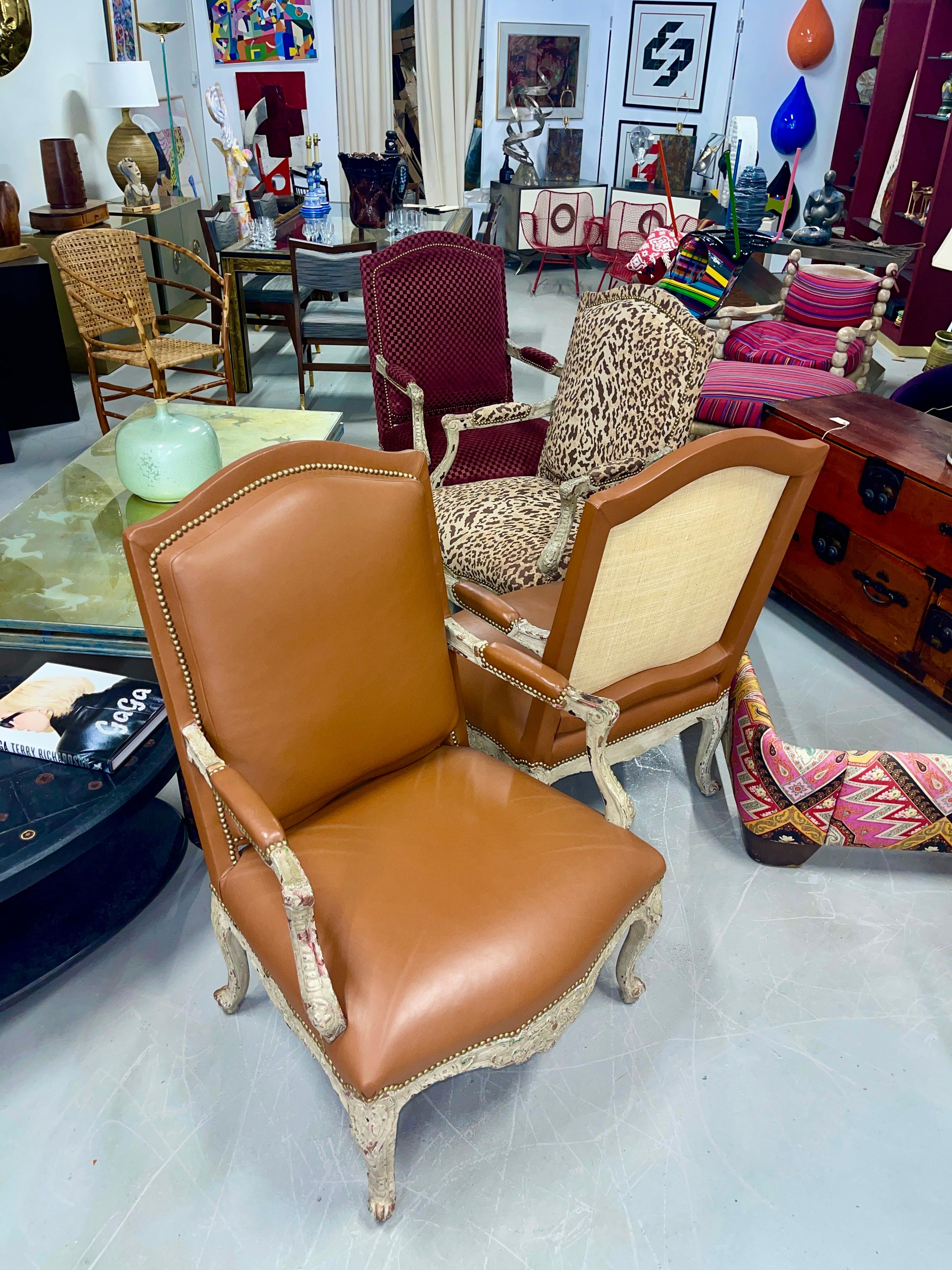 Paar Bergère-Stühle im Louis-XV-Stil im Angebot 11