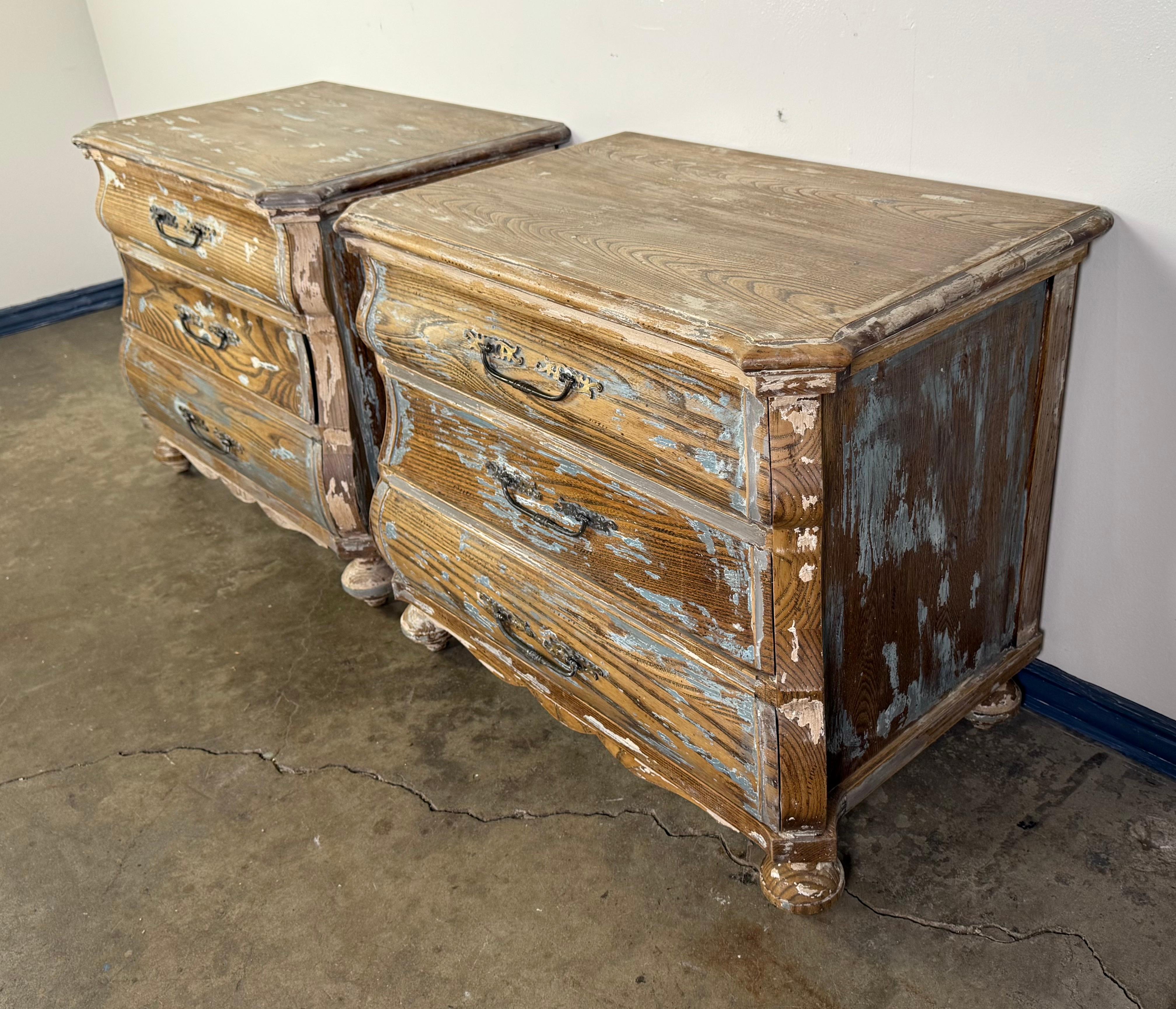 Coppia di cassettoni a bombe in stile Luigi Xv in vendita 3