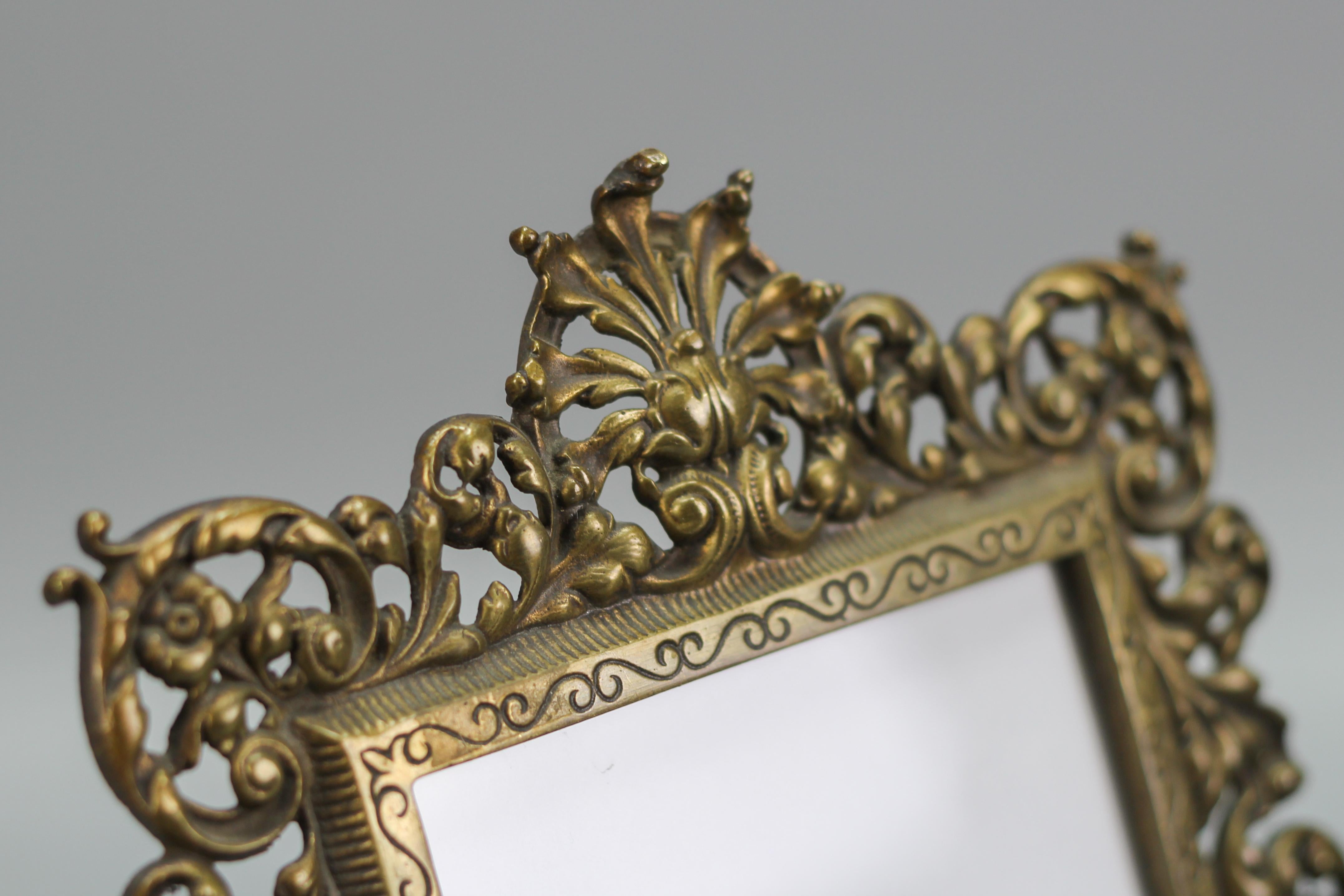 Pair of Louis XV Style Bronze Picture Frames, France, 1920s In Good Condition In Barntrup, DE