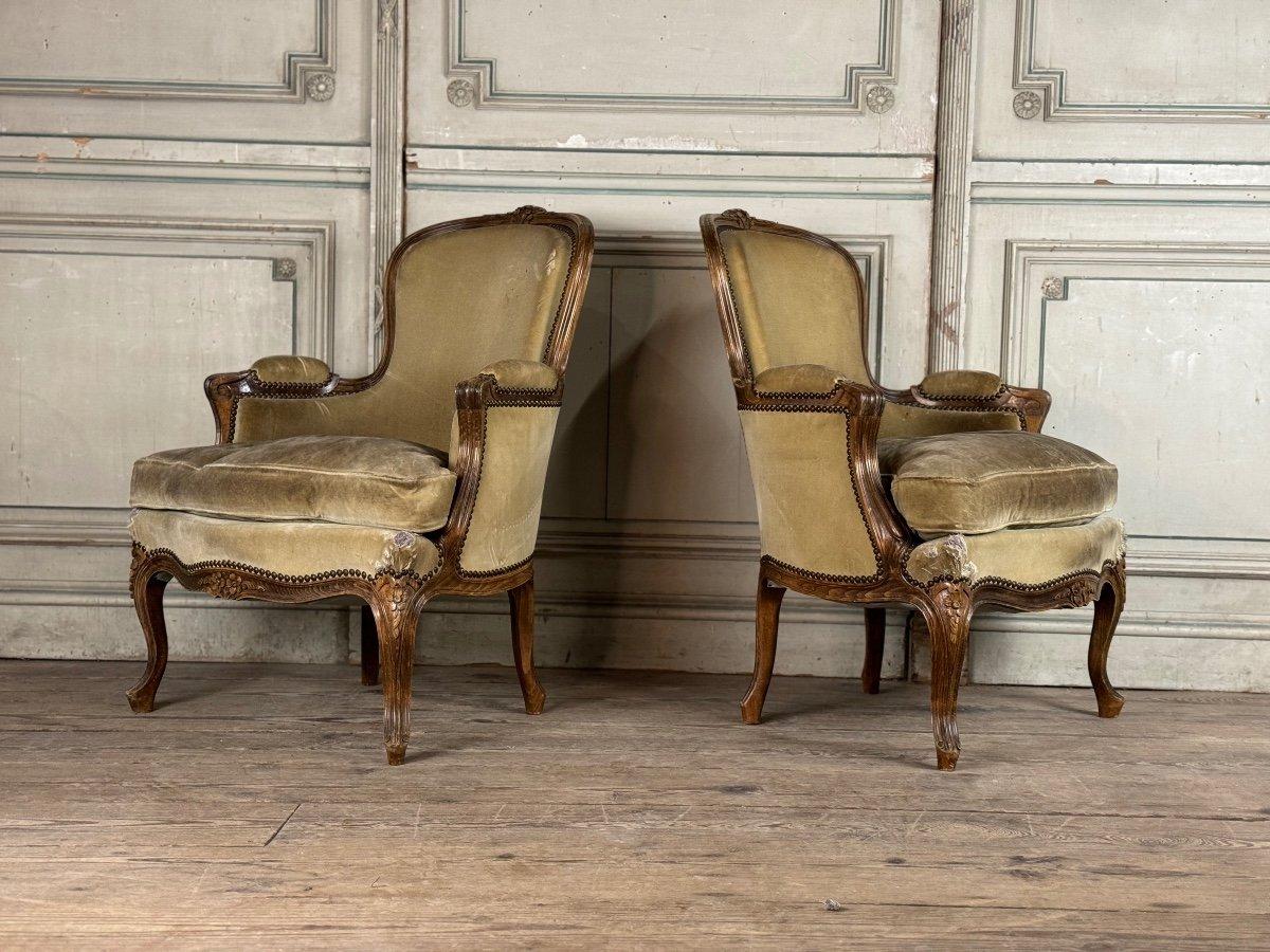 Pair Of Louis XV Style Carved Wood Bergeres 1