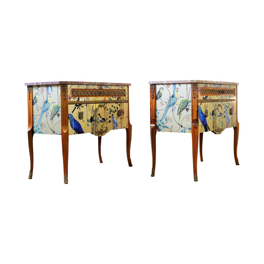 Pair of Louis XV Style Commodes with Marble Tops In Excellent Condition In Crowthorne, Surrey
