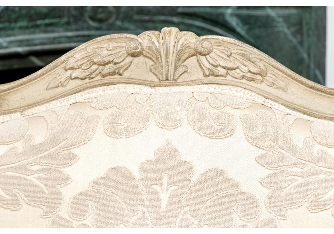 Par De Bergeres Decorados A Medida Estilo Luis XV Tapizados Par en venta 4