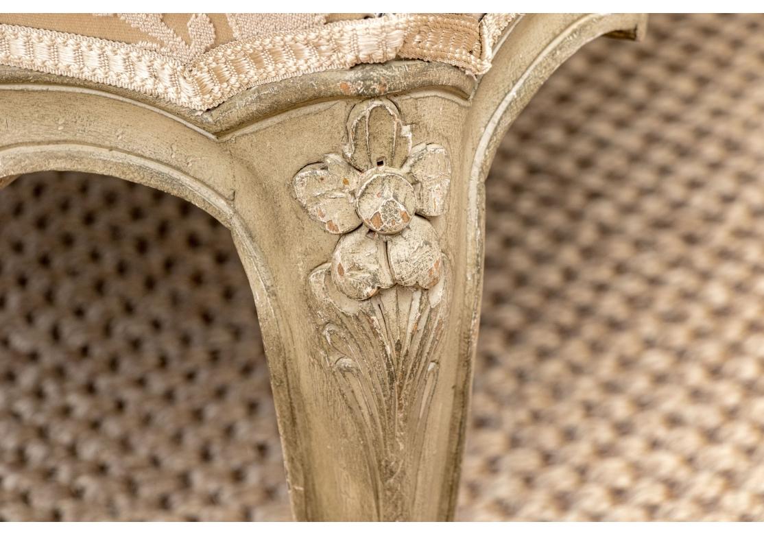 Par De Bergeres Decorados A Medida Estilo Luis XV Tapizados Par en venta 5
