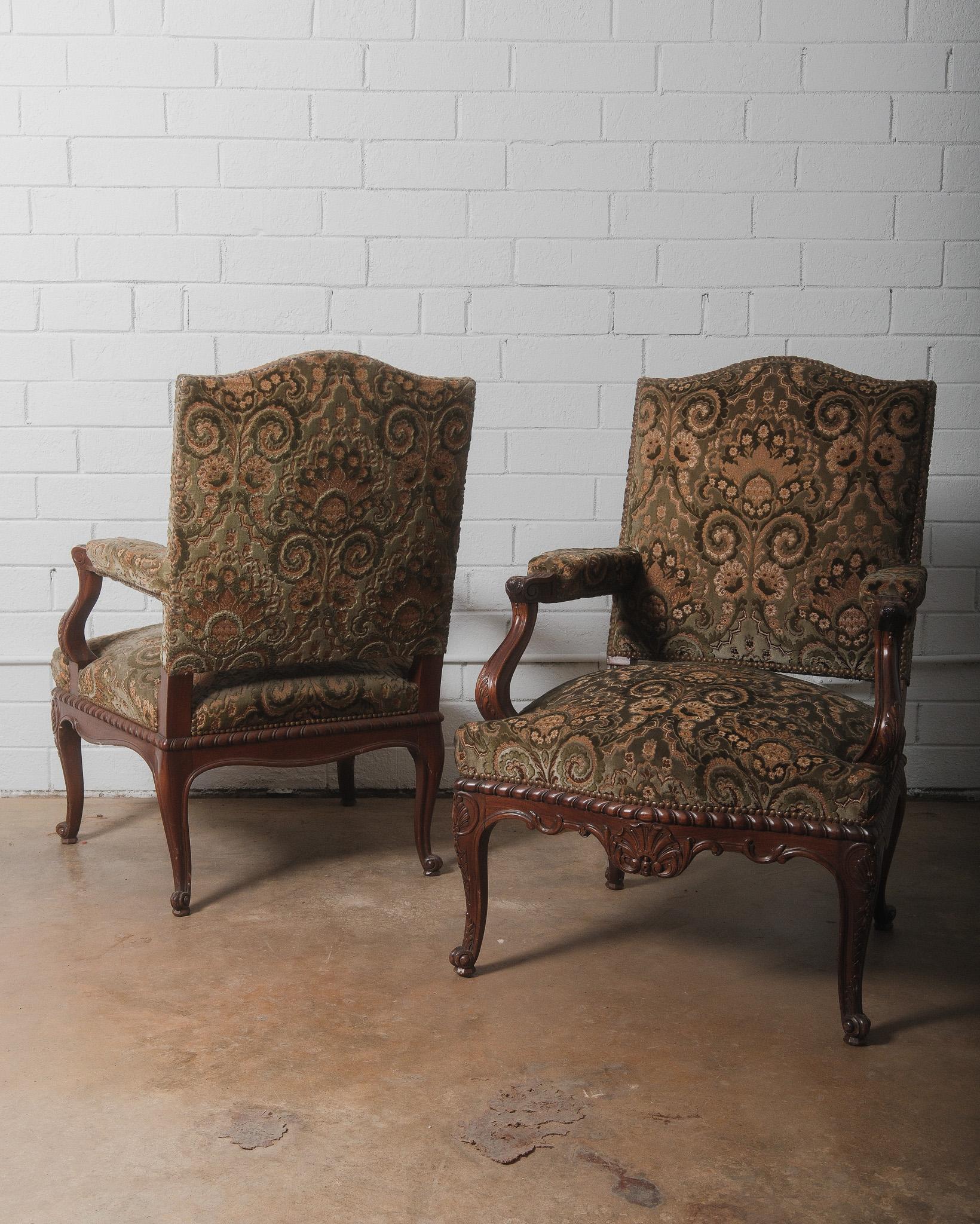 Europeo Coppia di poltrone Fauteuil in stile Luigi XV - Fine Ottocento - Inizio Novecento in vendita