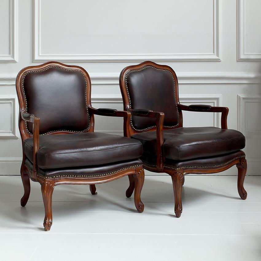 Pair of Louis XV Style Fauteuils In Good Condition For Sale In London, GB