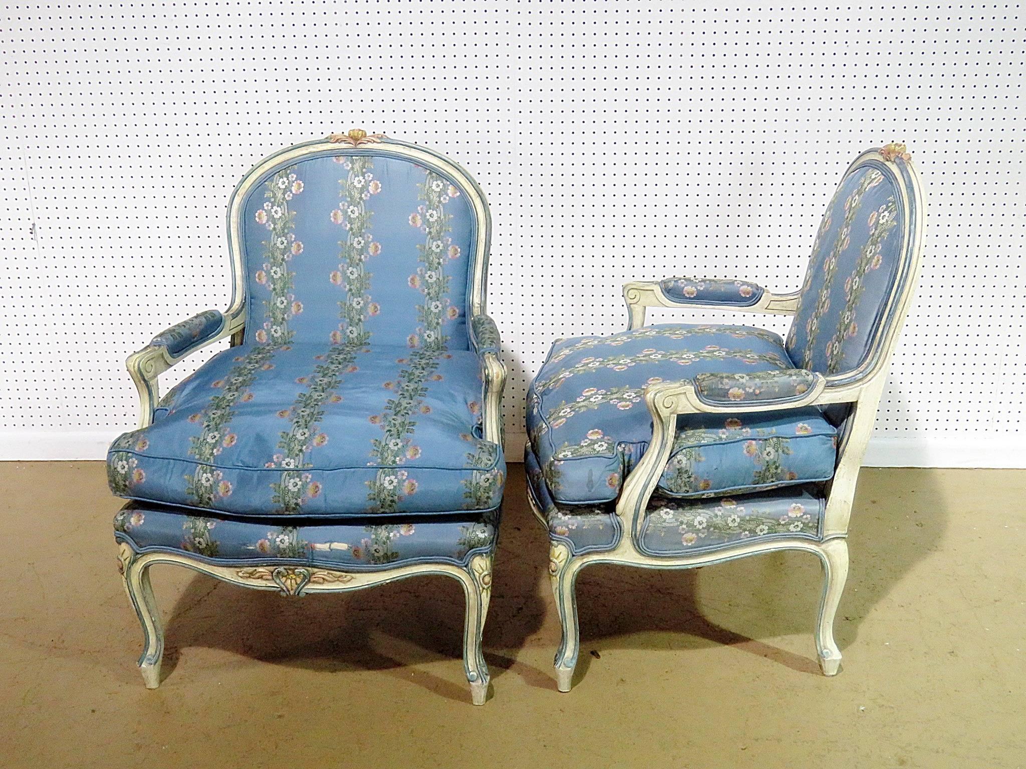 Pair of Louis XV Style Fauteuils In Good Condition In Swedesboro, NJ