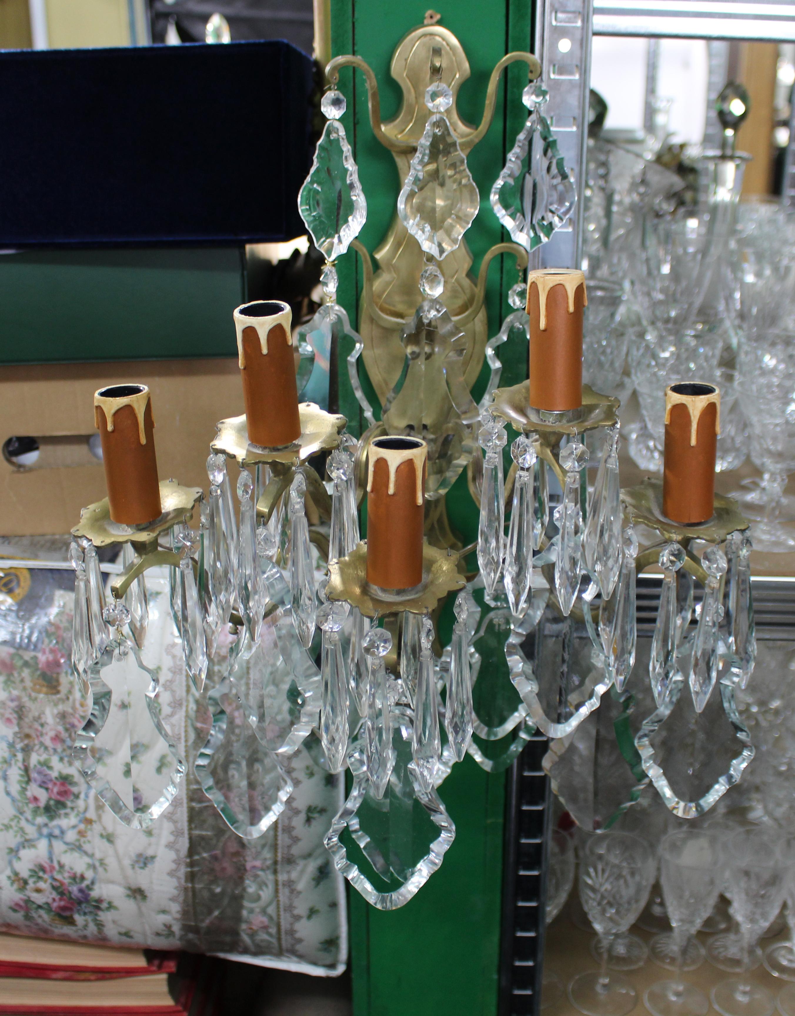 Pair of Louis XV Style French Brass and Fine Cut Crystal Wall Lights For Sale 1